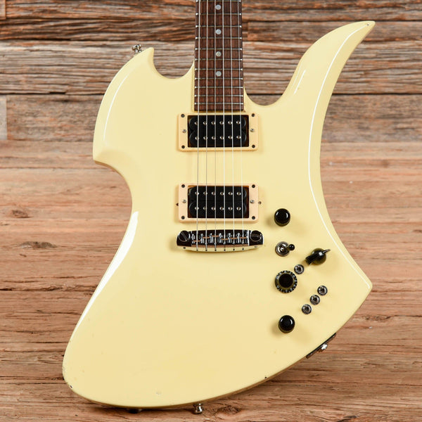 B.C. Rich Mockingbird Arctic White 1980s – Chicago Music Exchange