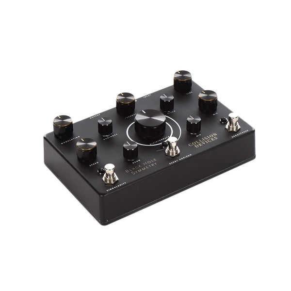 Collision Devices Black Hole Symmetry Delay Reverb Fuzz – Chicago