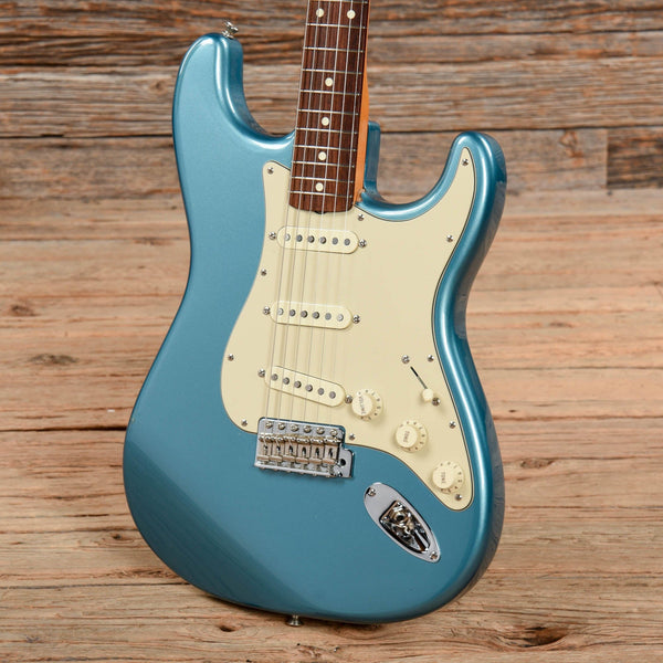 Fender Classic Series '60s Stratocaster Lake Placid Blue 2003