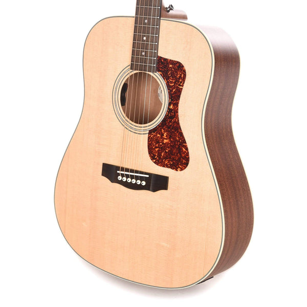 Guild Westerly D-240E Archback Dreadnought Spruce/Mahogany Natural