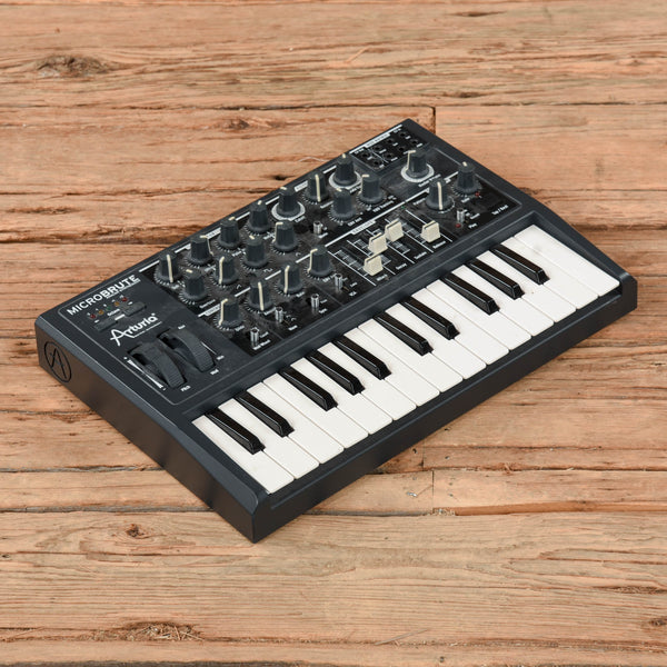 Arturia MicroBrute 25-Key Synthesizer – Chicago Music Exchange