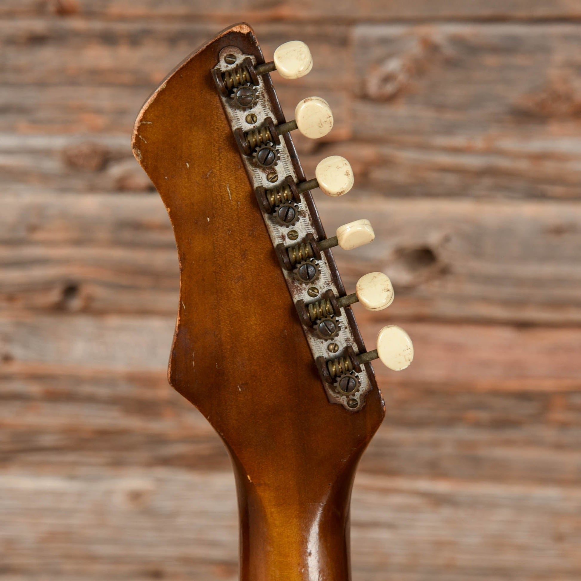 Airline Bobkat Sunburst 1966 Electric Guitars / Solid Body