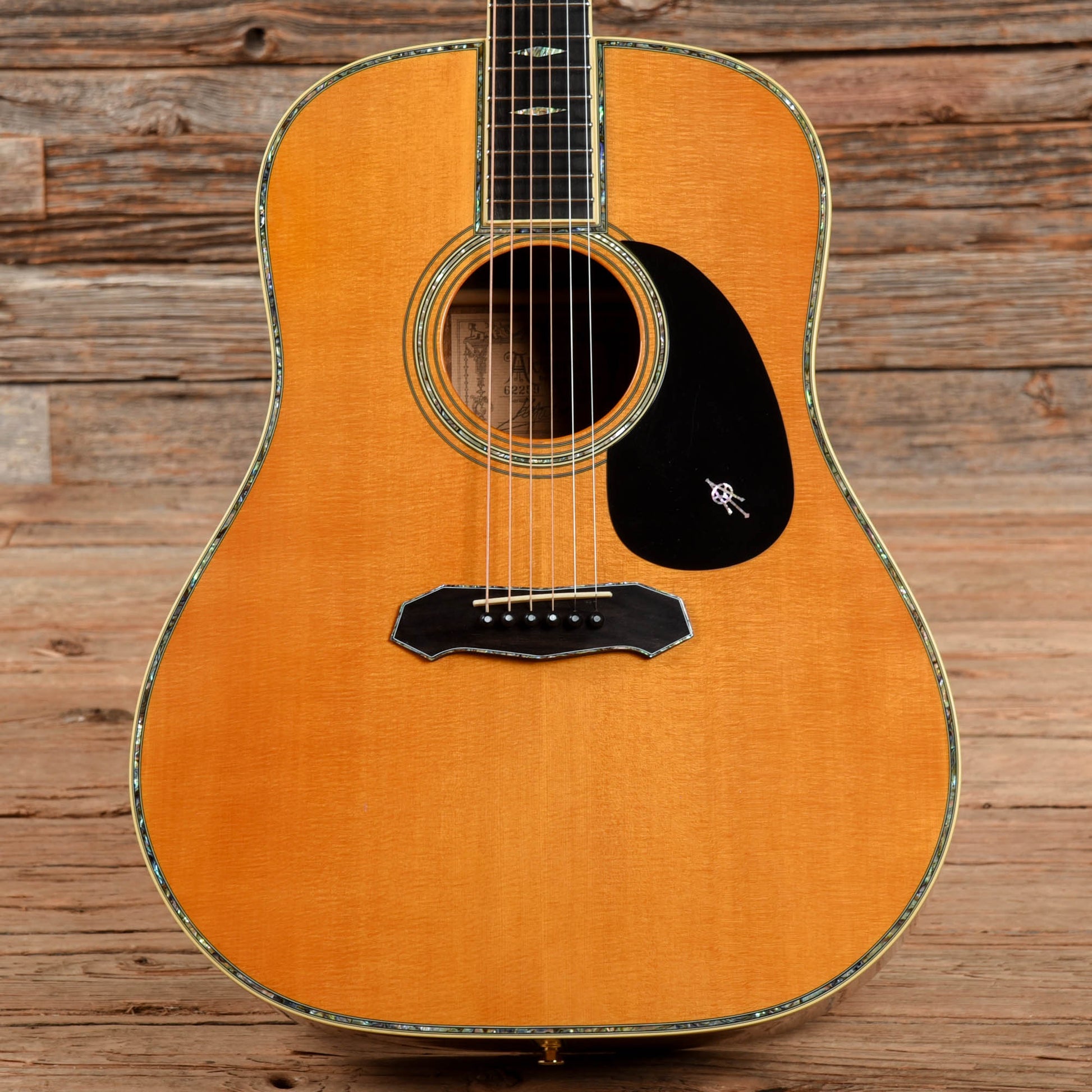 Alvarez Yairi DY-91 Natural 2000 Acoustic Guitars / Dreadnought