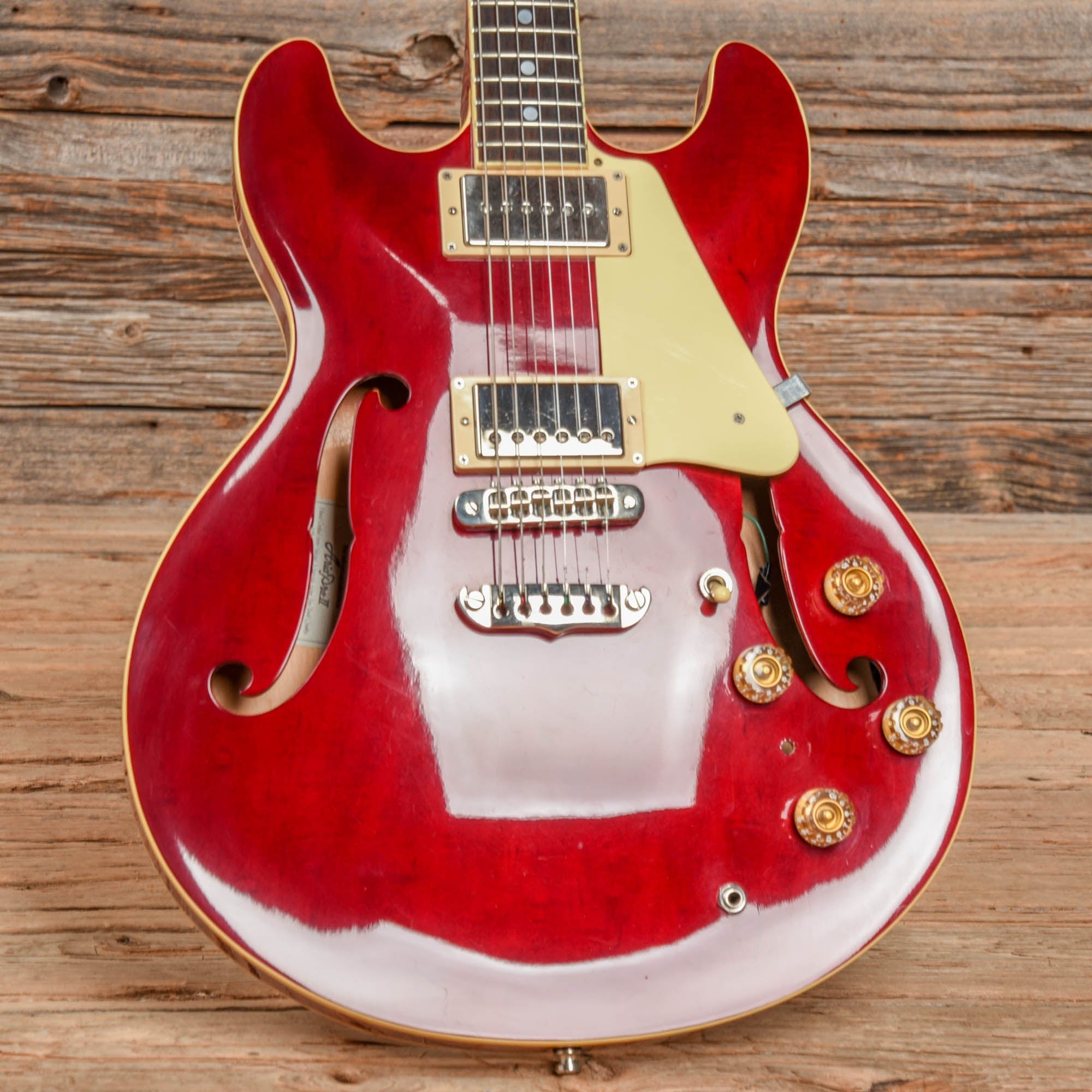 Aria Pro II TA-60 Cherry 1984 – Chicago Music Exchange