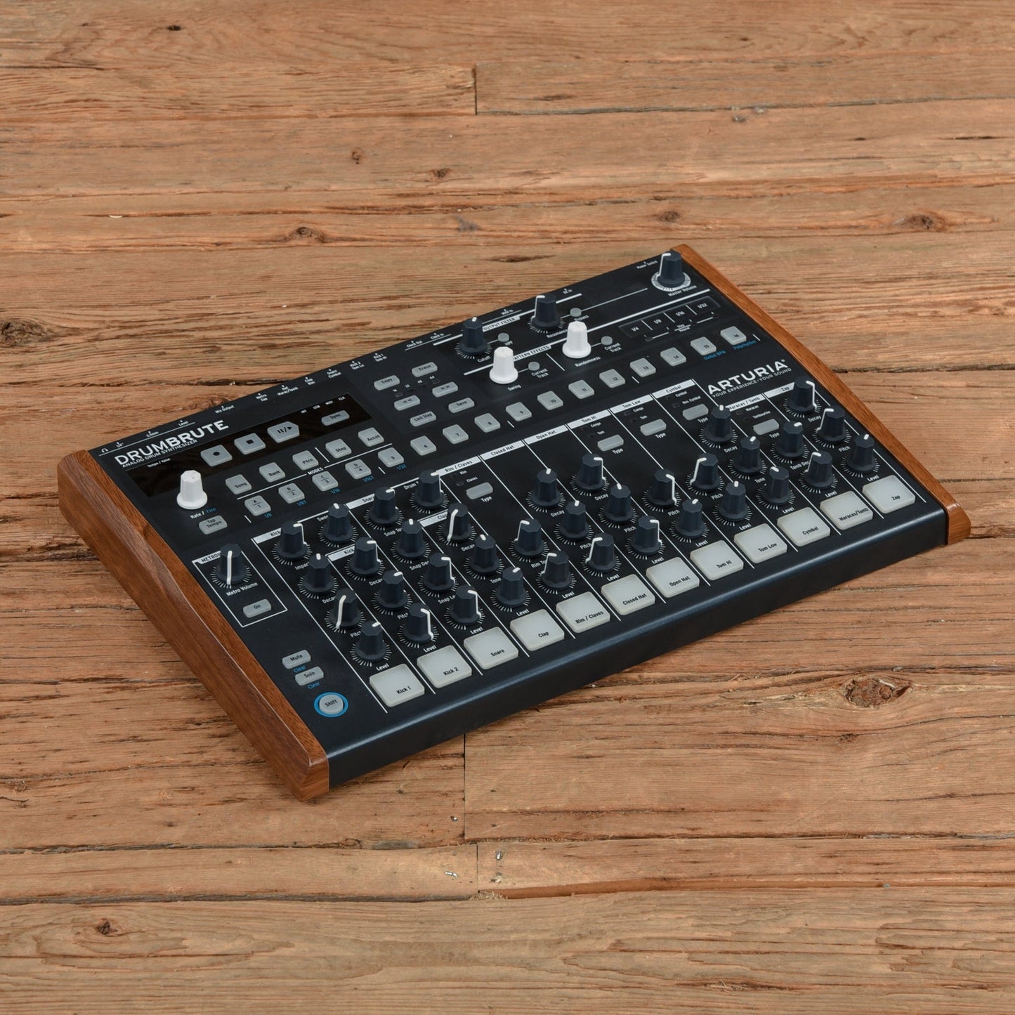 Arturia DrumBrute Analog Drum Machine and Sequencer Keyboards and Synths / Drum Machines