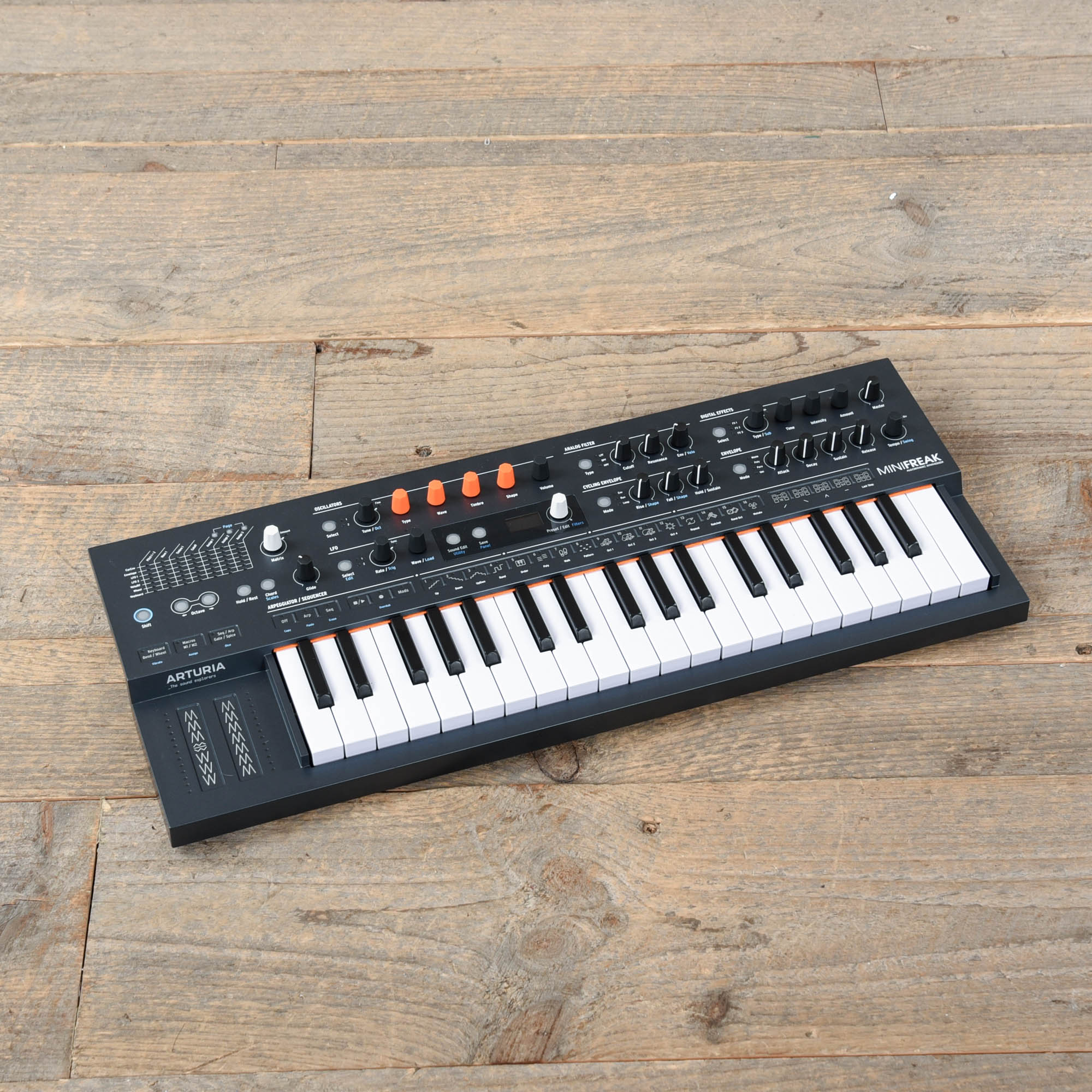 Arturia MiniFreak Polyphonic Hybrid Keyboard Synthesizer Keyboards and Synths / Synths / Digital Synths