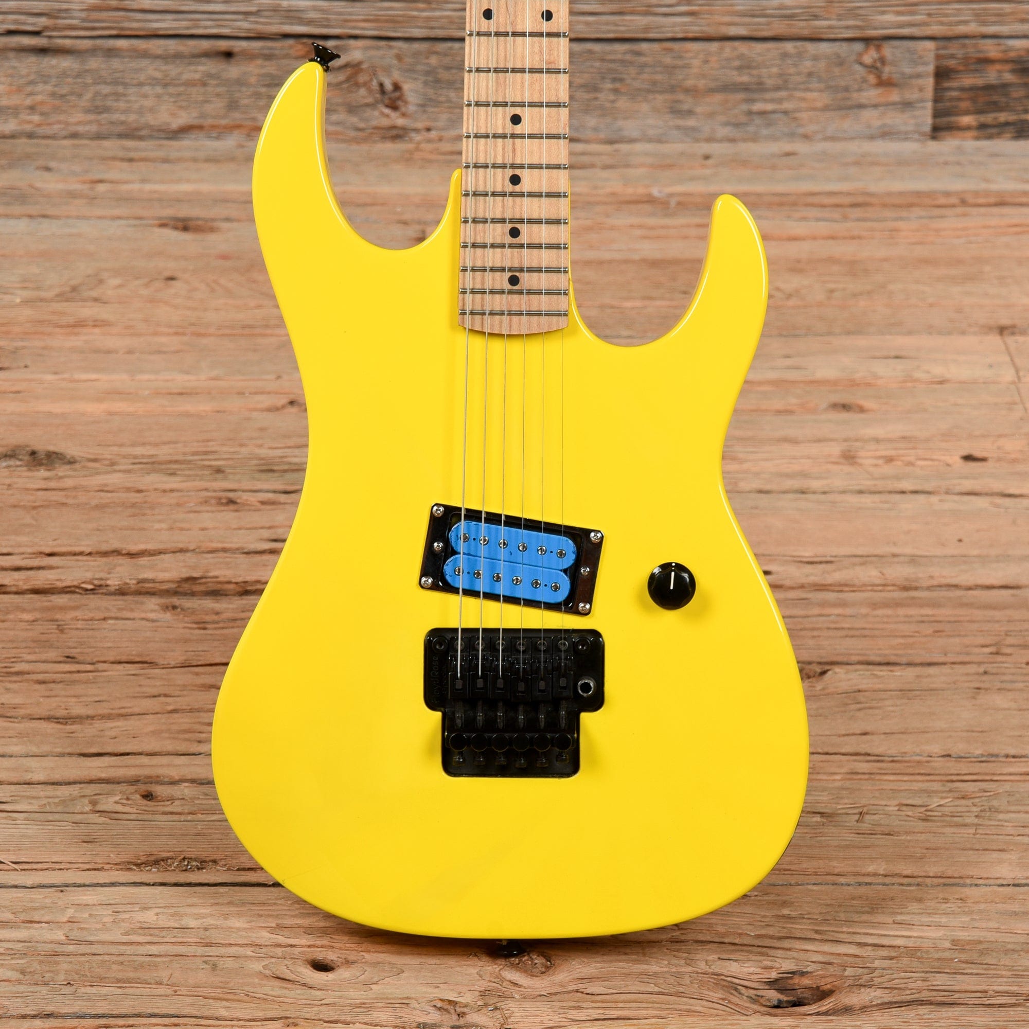 B.C. Rich Gunslinger Retro Yellow 2012 – Chicago Music Exchange