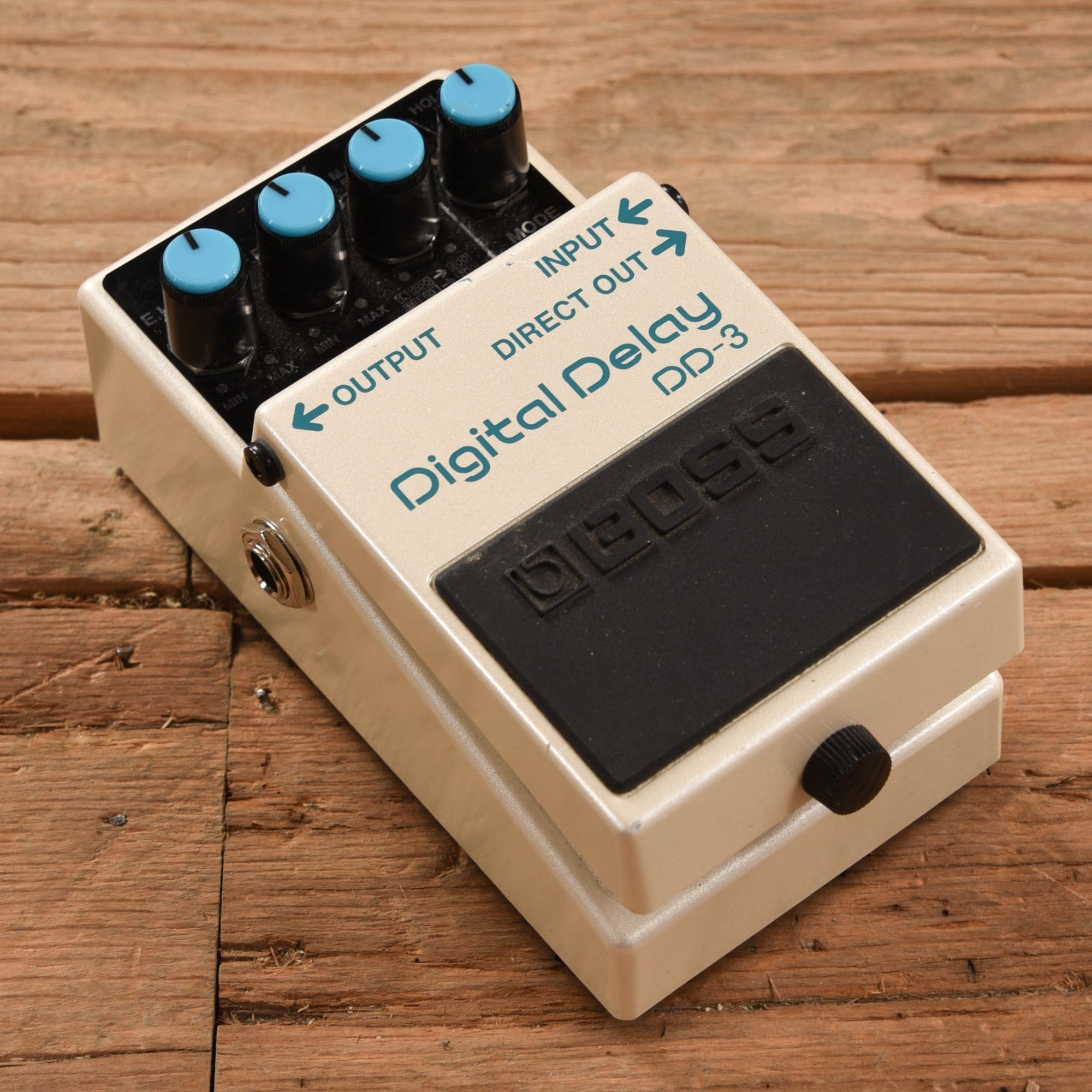 Boss DD-3 Digital Delay Effects and Pedals / Delay