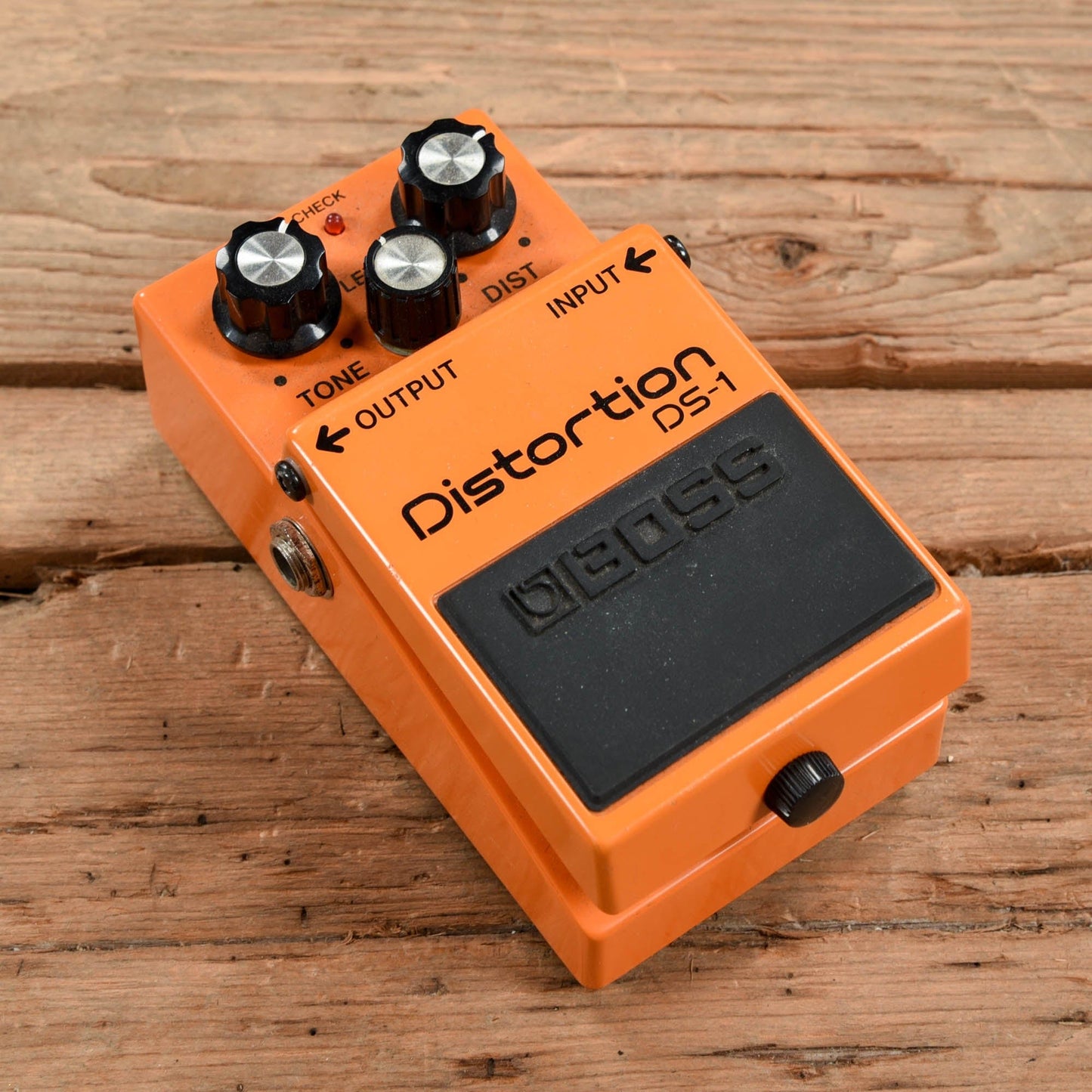 Boss DS-1 Distortion Effects and Pedals / Distortion