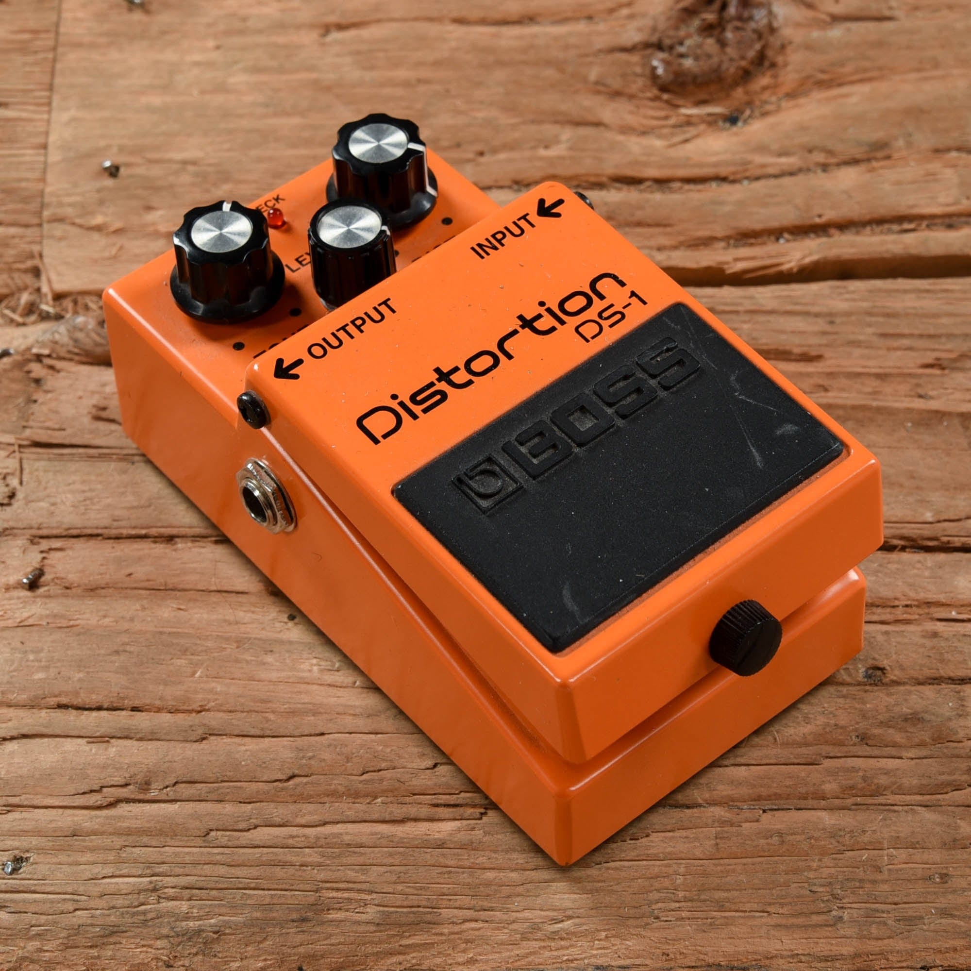 Boss DS-1 Distortion Effects and Pedals / Distortion