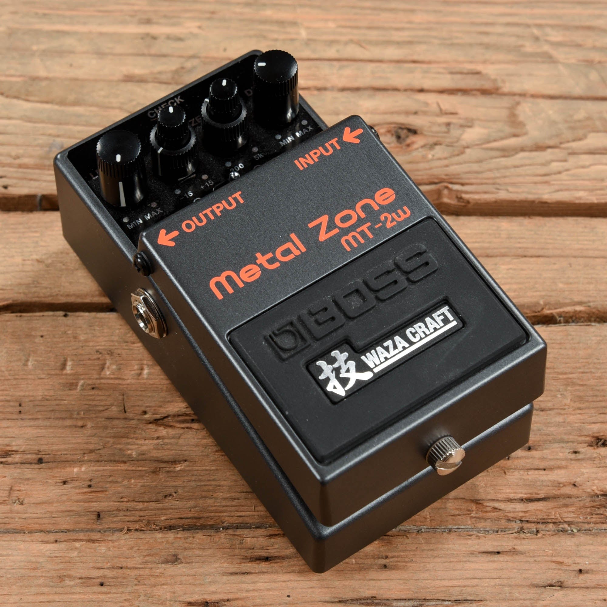 Boss MT-2w Metal Zone Waza Craft – Chicago Music Exchange