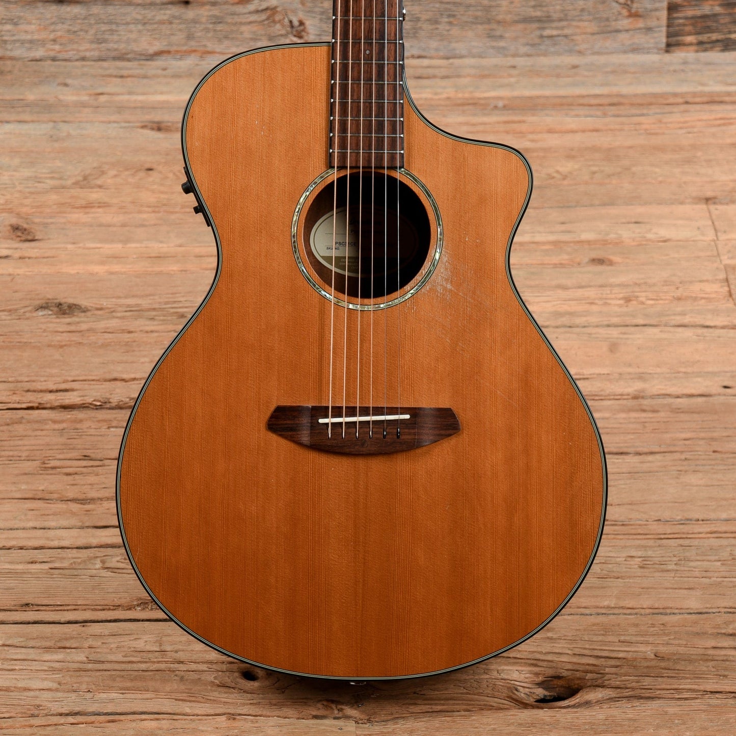 Breedlove Pursuit Concert PSC31CE Natural Acoustic Guitars / OM and Auditorium