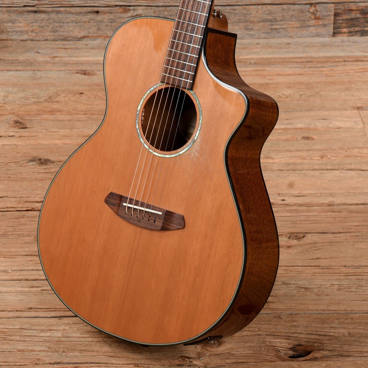 Breedlove Pursuit Concert PSC31CE Natural Acoustic Guitars / OM and Auditorium