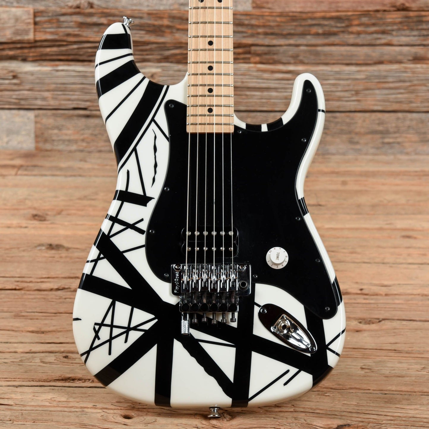 Charvel EVH Art Series Black / White 2005 Electric Guitars / Solid Body