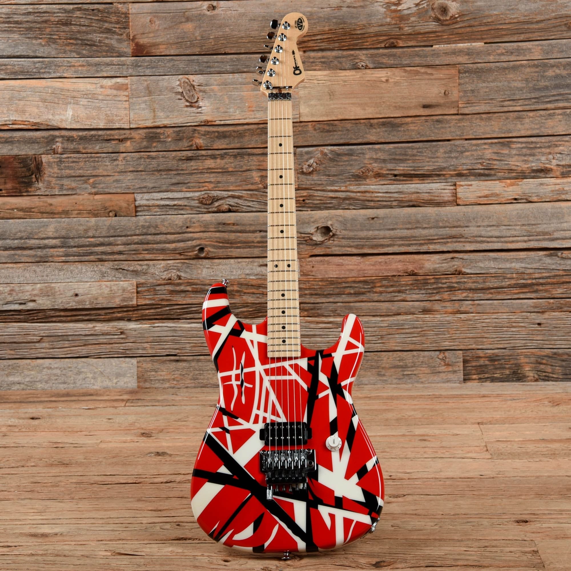 Charvel EVH Art Series Red / White / Black 2005 – Chicago Music Exchange