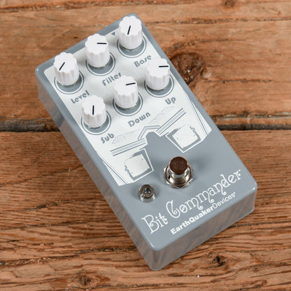 Earthquaker Devices Bit Commander Effects and Pedals / Octave and Pitch