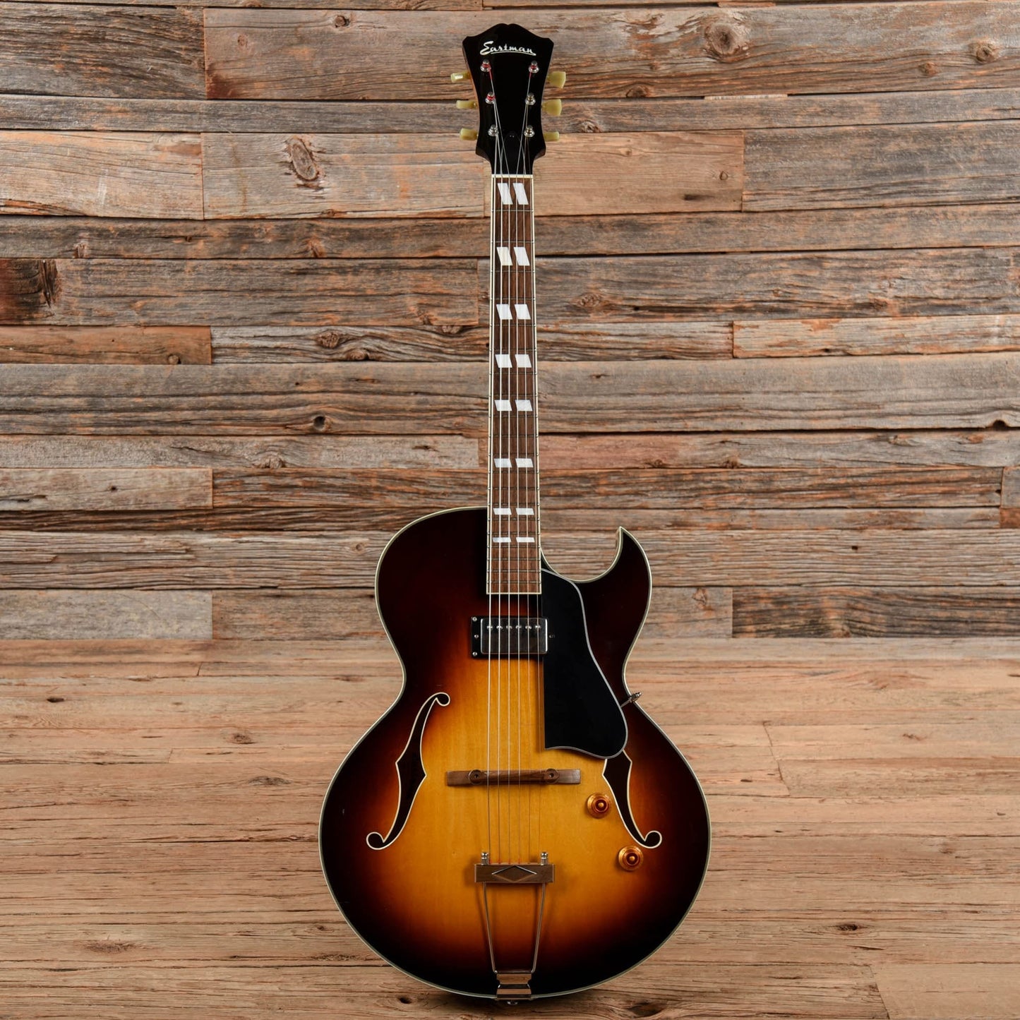 Eastman AR371CESB Sunburst Electric Guitars / Hollow Body