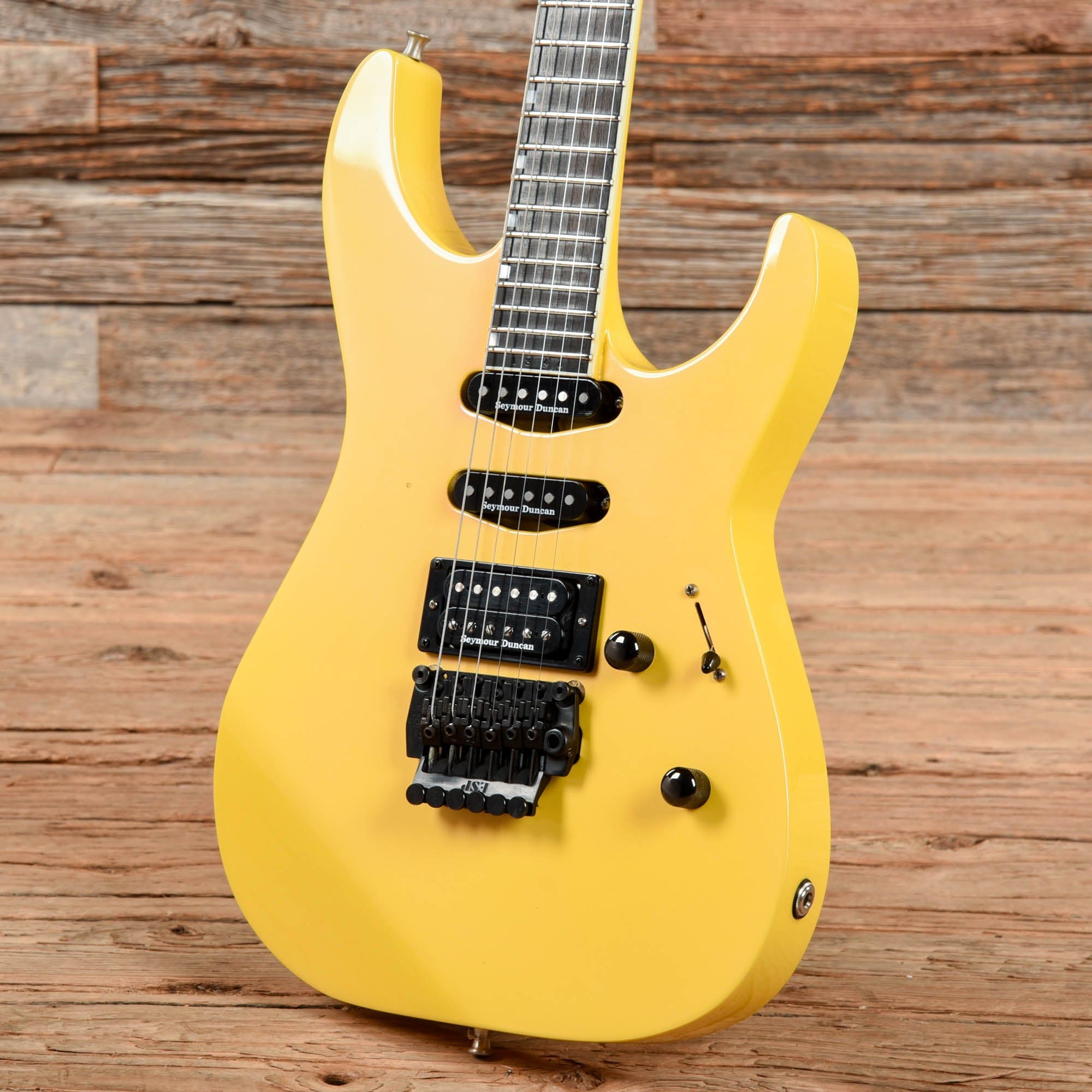 ESP The Mirage Custom Yellow 1987 Electric Guitars / Solid Body