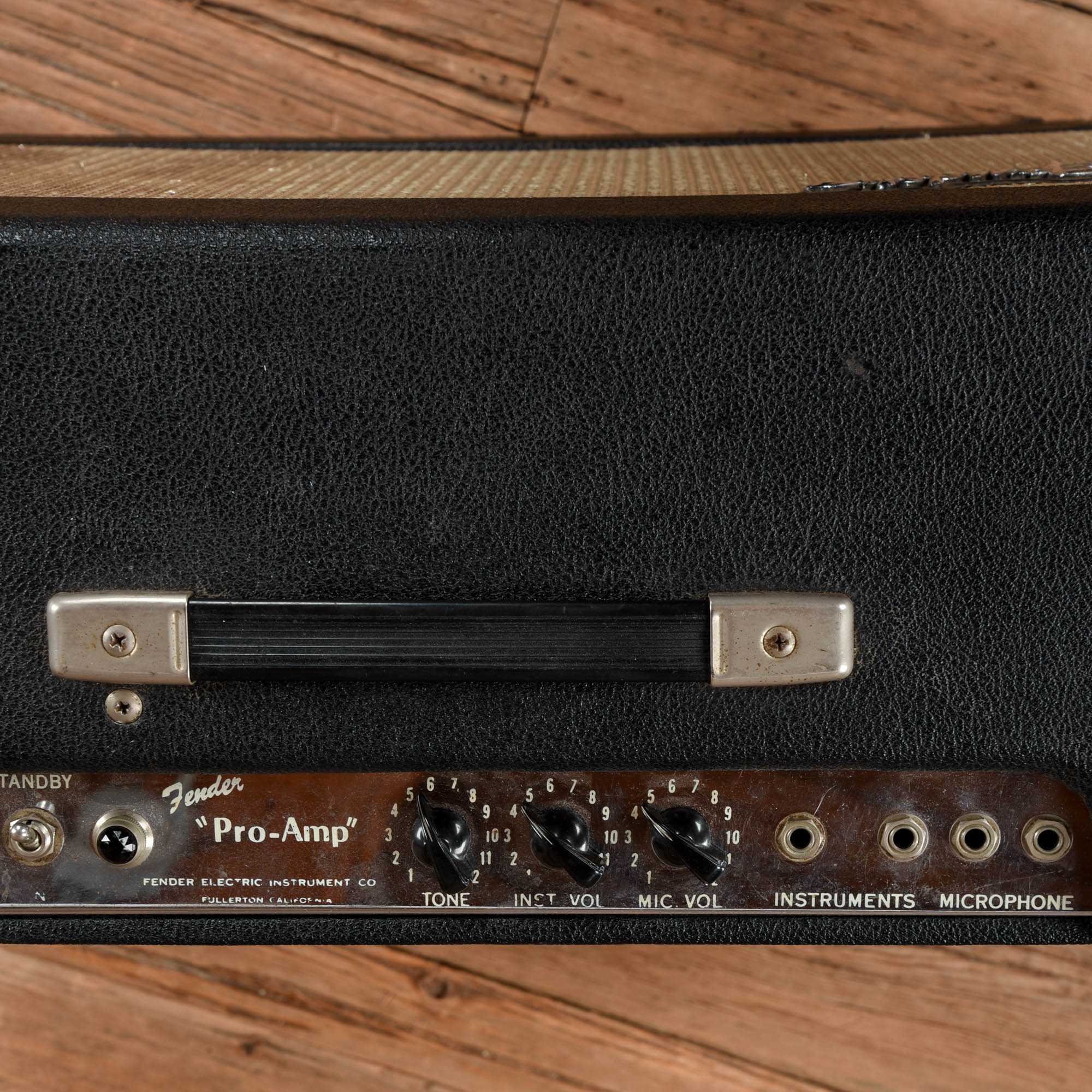 Fender Pro 18-Watt 1x15