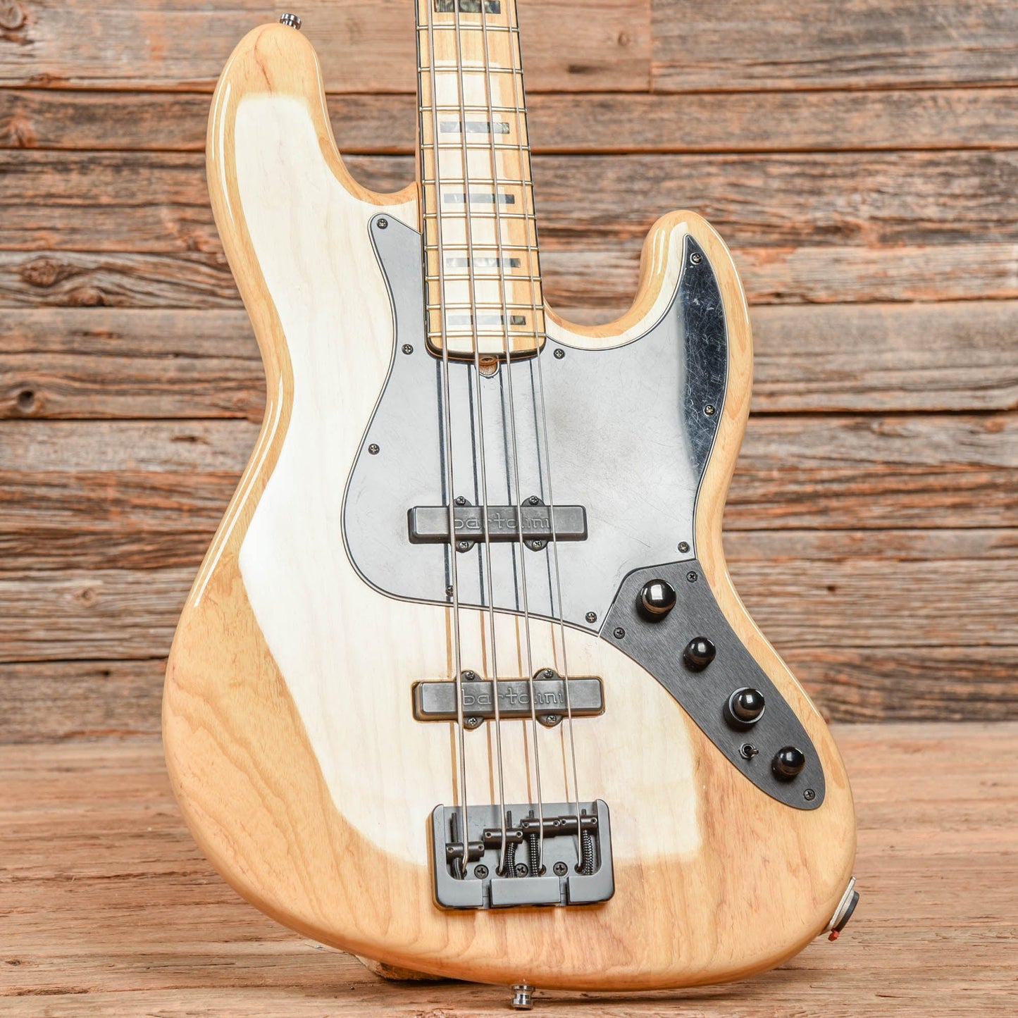 Fender American Deluxe Jazz Bass Natural 2012 Bass Guitars / 4-String