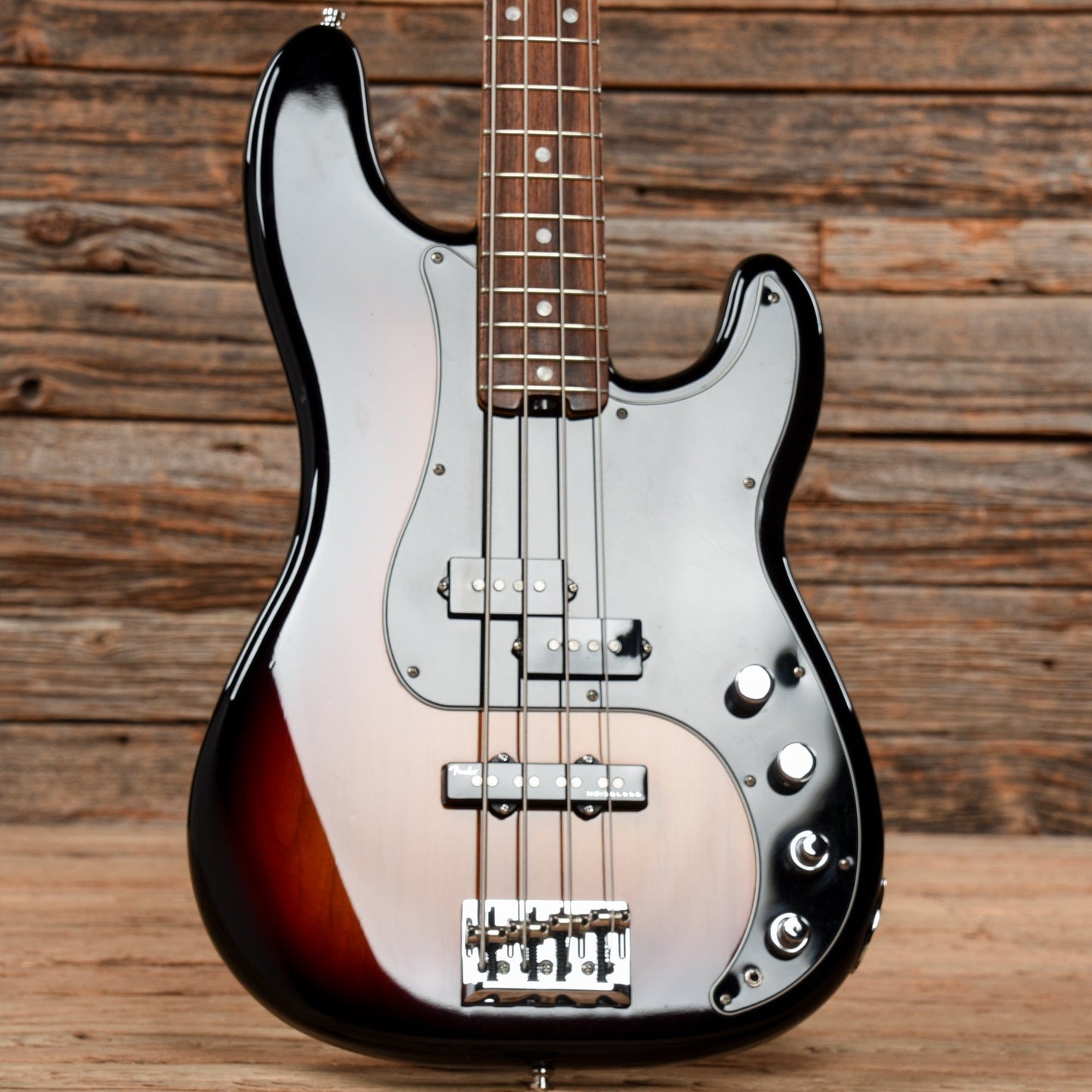 Fender American Elite Precision Bass Sunburst 2015 Bass Guitars / 4-String