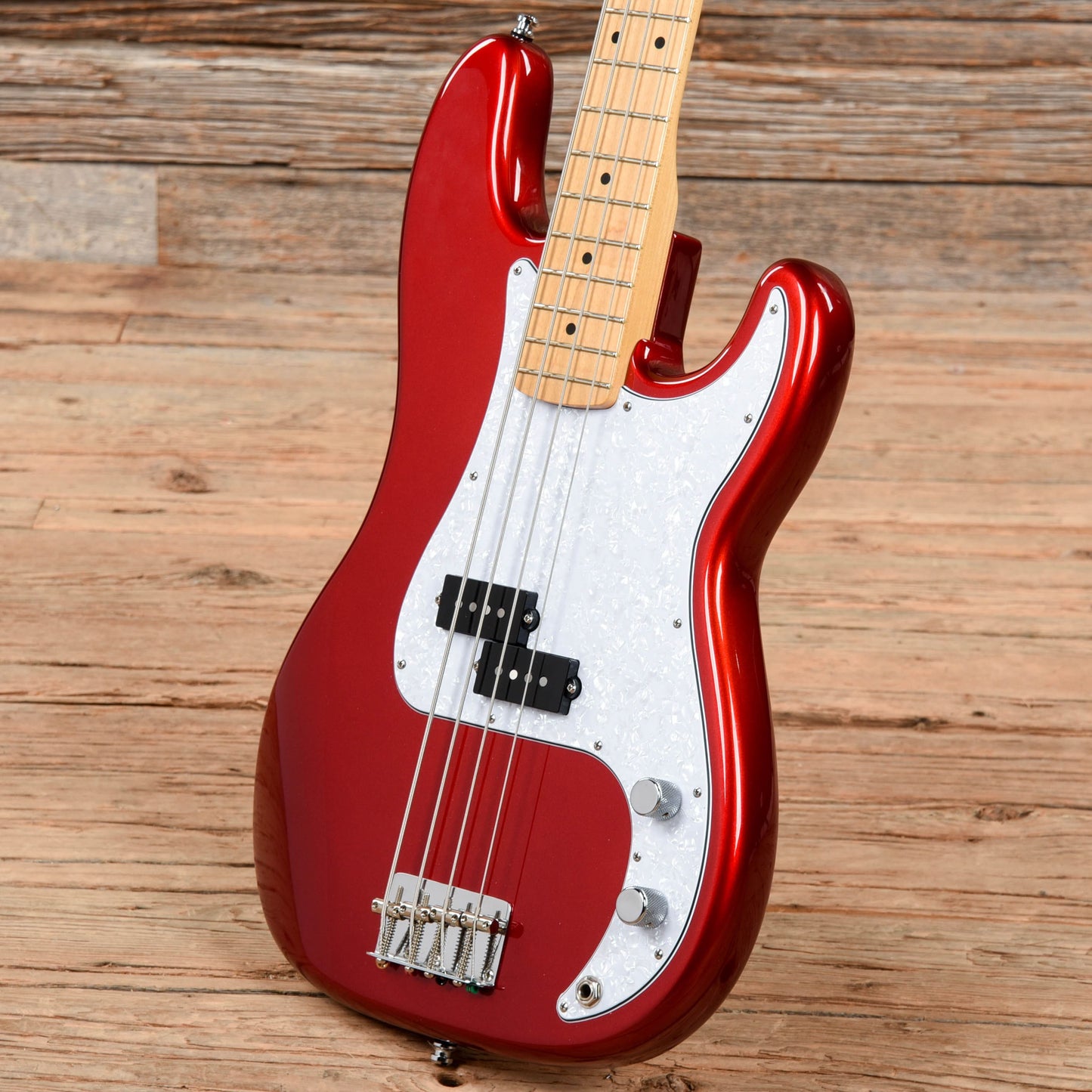 Fender American Special Precision Bass Candy Apple Red 2013 Bass Guitars / 4-String