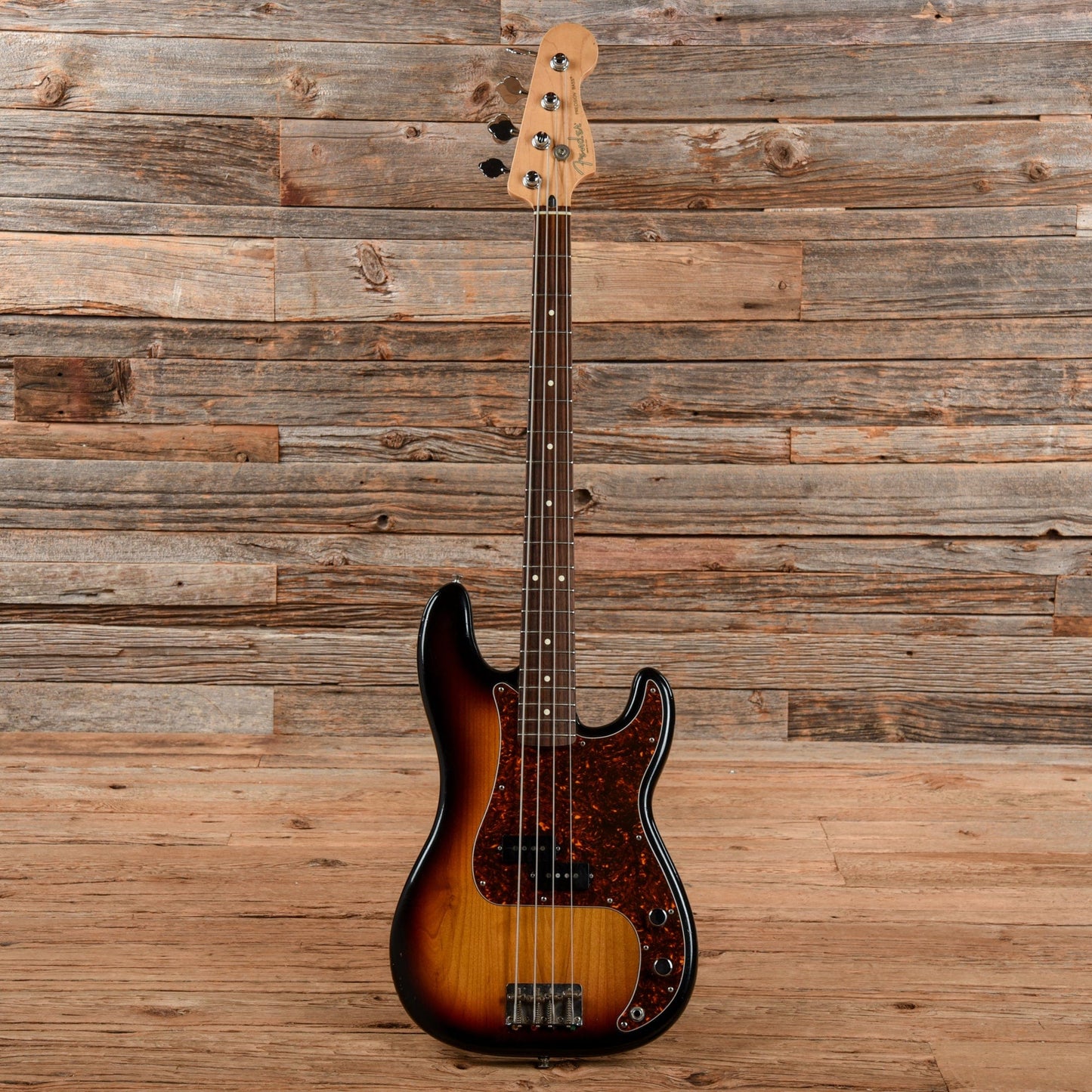 Fender Highway One Precision Bass Sunburst 2003 Bass Guitars / 4-String