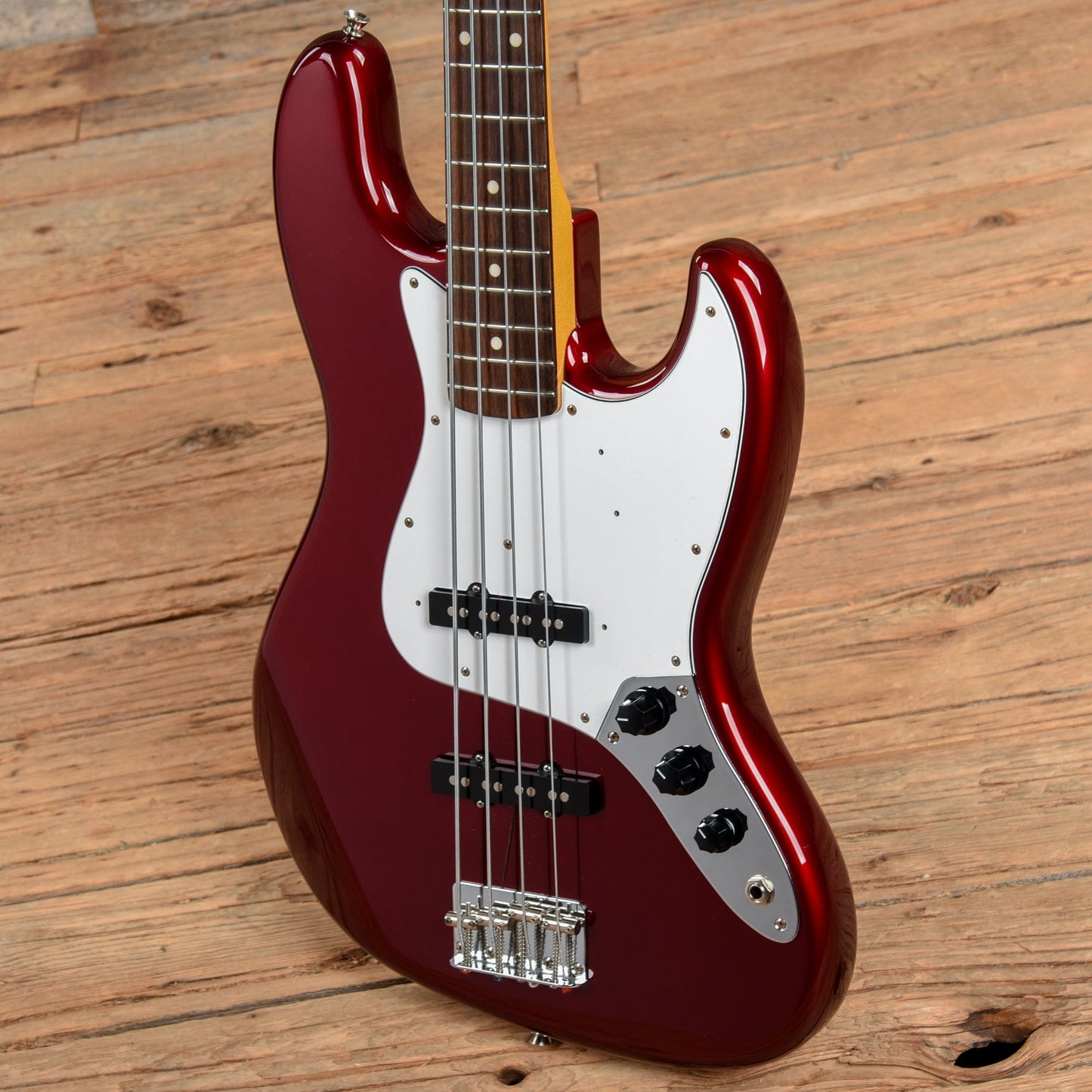 Fender JB-62 Jazz Bass Candy Apple Red Bass Guitars / 4-String