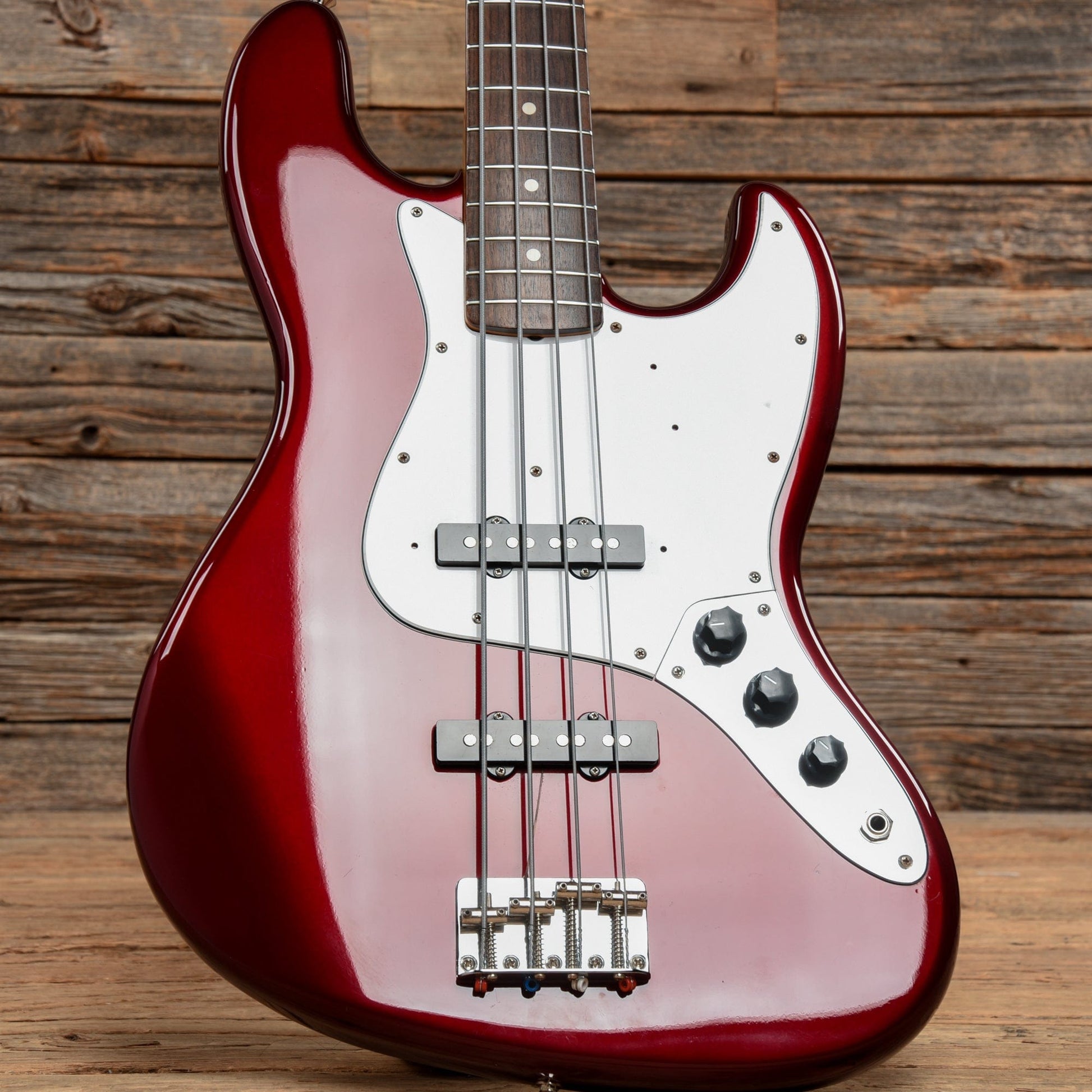 Fender JB-62 Jazz Bass Candy Apple Red Bass Guitars / 4-String