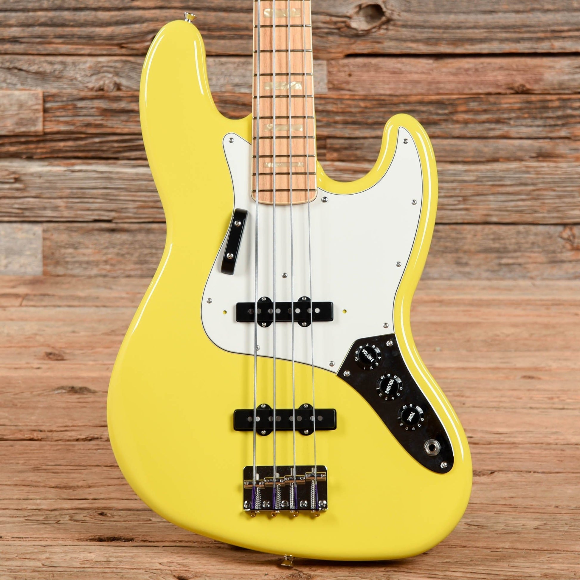 Fender MIJ International Color Jazz Bass Monaco Yellow 2023 Bass Guitars / 4-String