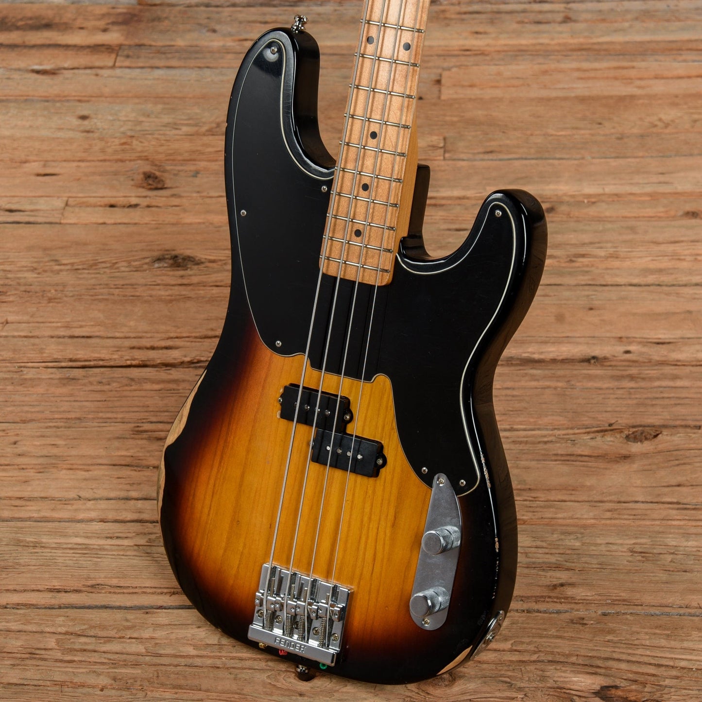 Fender Mike Dirnt Road Worn Artist Series Signature Precision Bass Sunburst 2014 Bass Guitars / 4-String