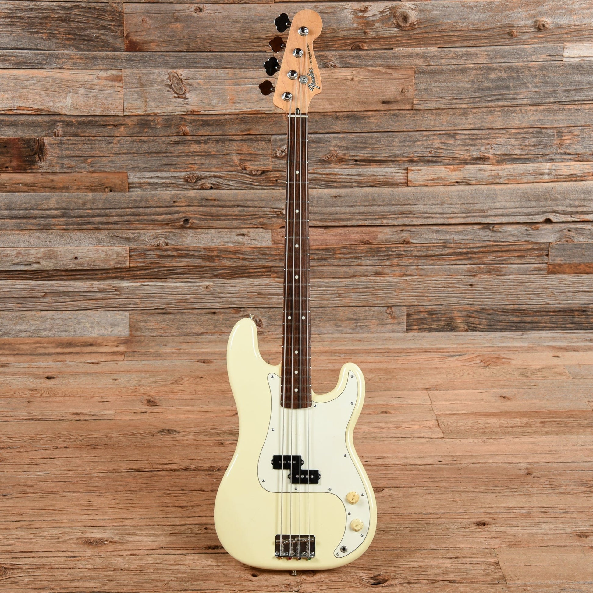 Fender PB Standard Precision Bass White 1996 Bass Guitars / 4-String