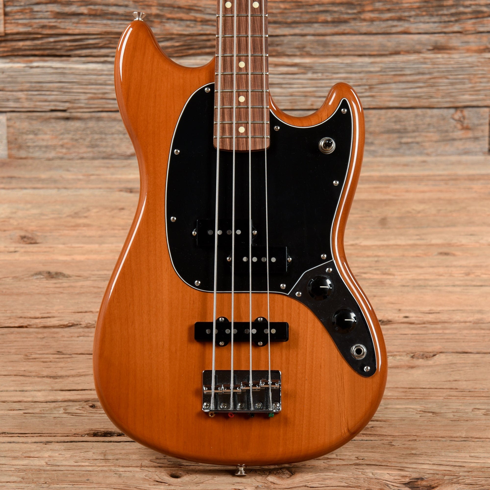 Fender Player Mustang Bass PJ Aged Natural 2017 – Chicago Music Exchange