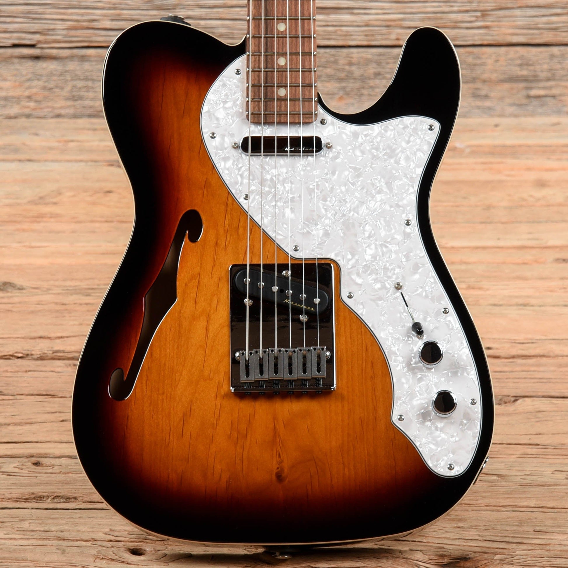 Fender Deluxe Telecaster Thinline Sunburst 2020 Electric Guitars / Semi-Hollow