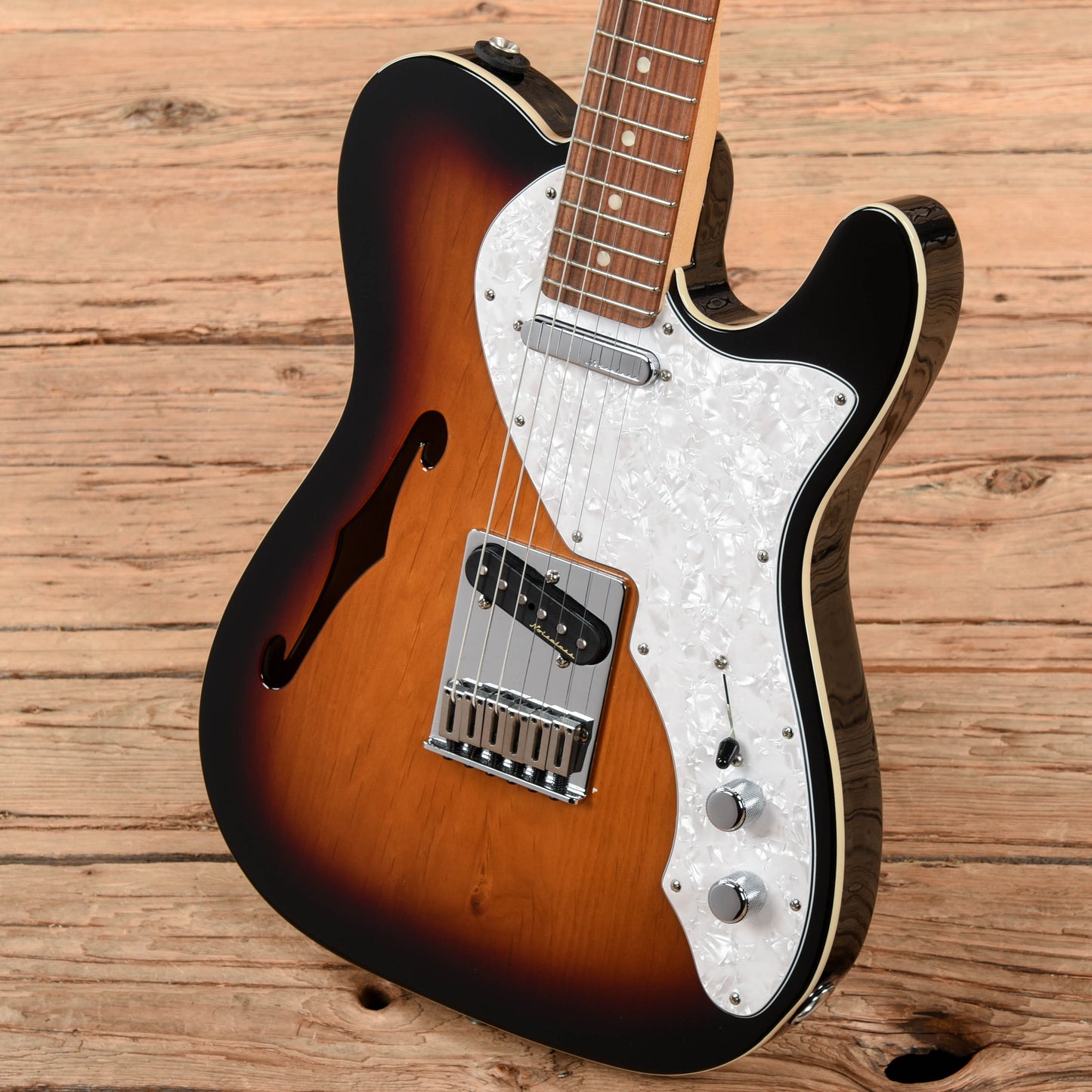 Fender Deluxe Telecaster Thinline Sunburst 2020 Electric Guitars / Semi-Hollow