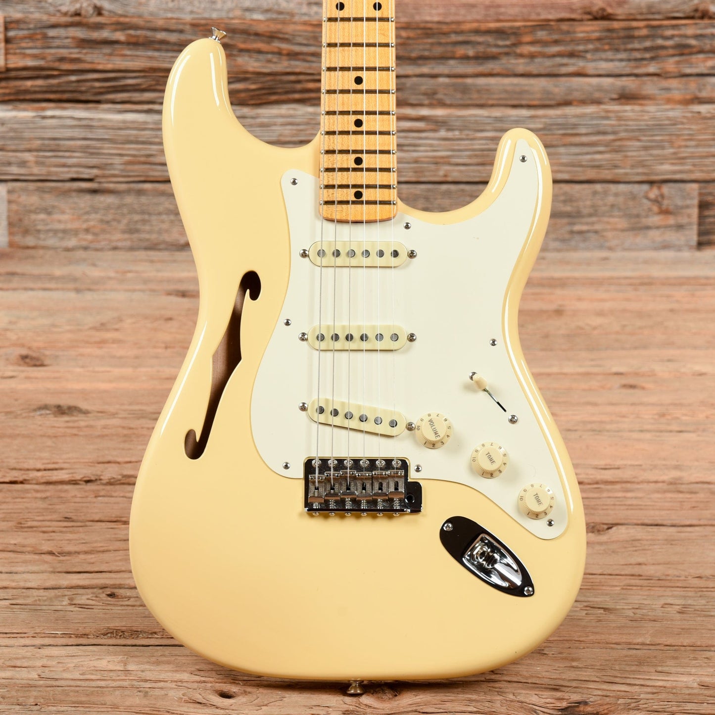 Fender Eric Johnson Thinline Stratocaster Vintage Blonde Electric Guitars / Semi-Hollow