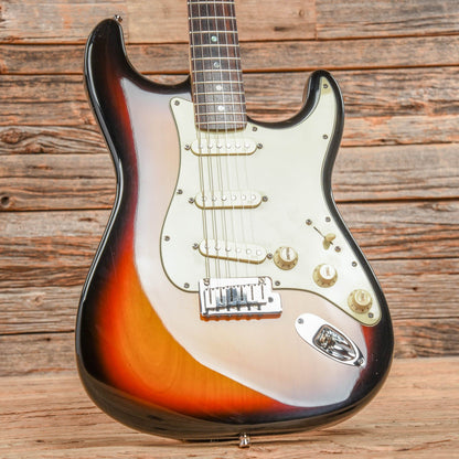 Fender American Deluxe Stratocaster Sunburst 2005 Electric Guitars / Solid Body