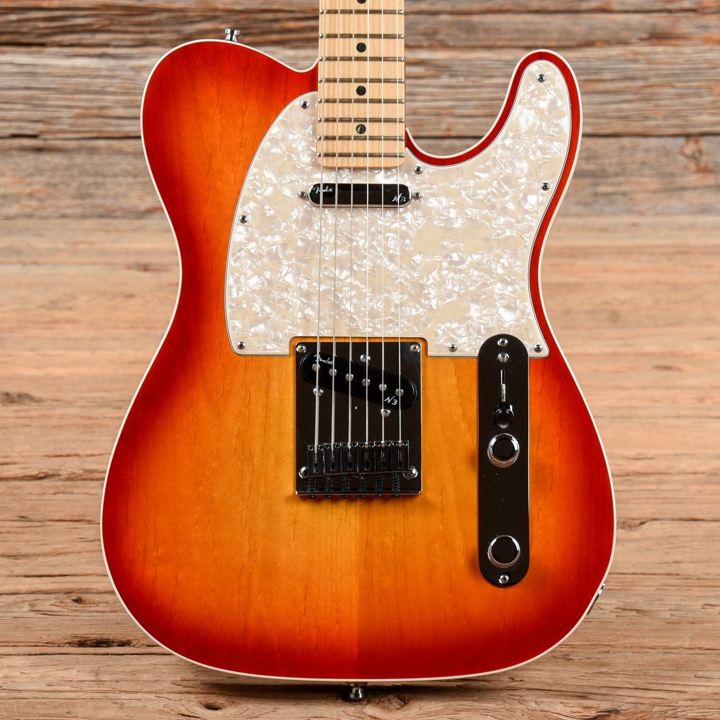 Fender American Deluxe Telecaster Cherry Sunburst 2012 Electric Guitars / Solid Body