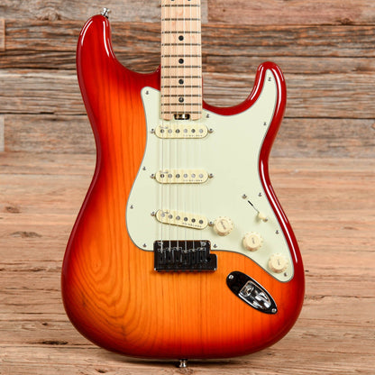 Fender American Elite Stratocaster Aged Cherry Sunburst 2019 Electric Guitars / Solid Body