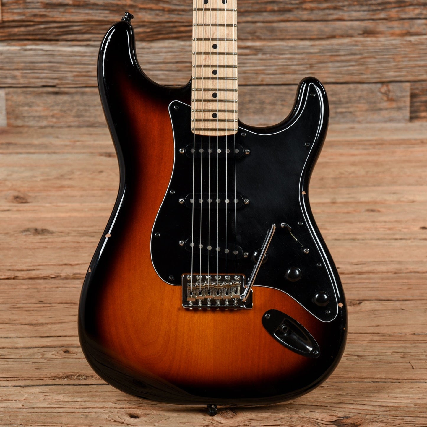 Fender American Special Stratocaster Sunburst 2013 Electric Guitars / Solid Body