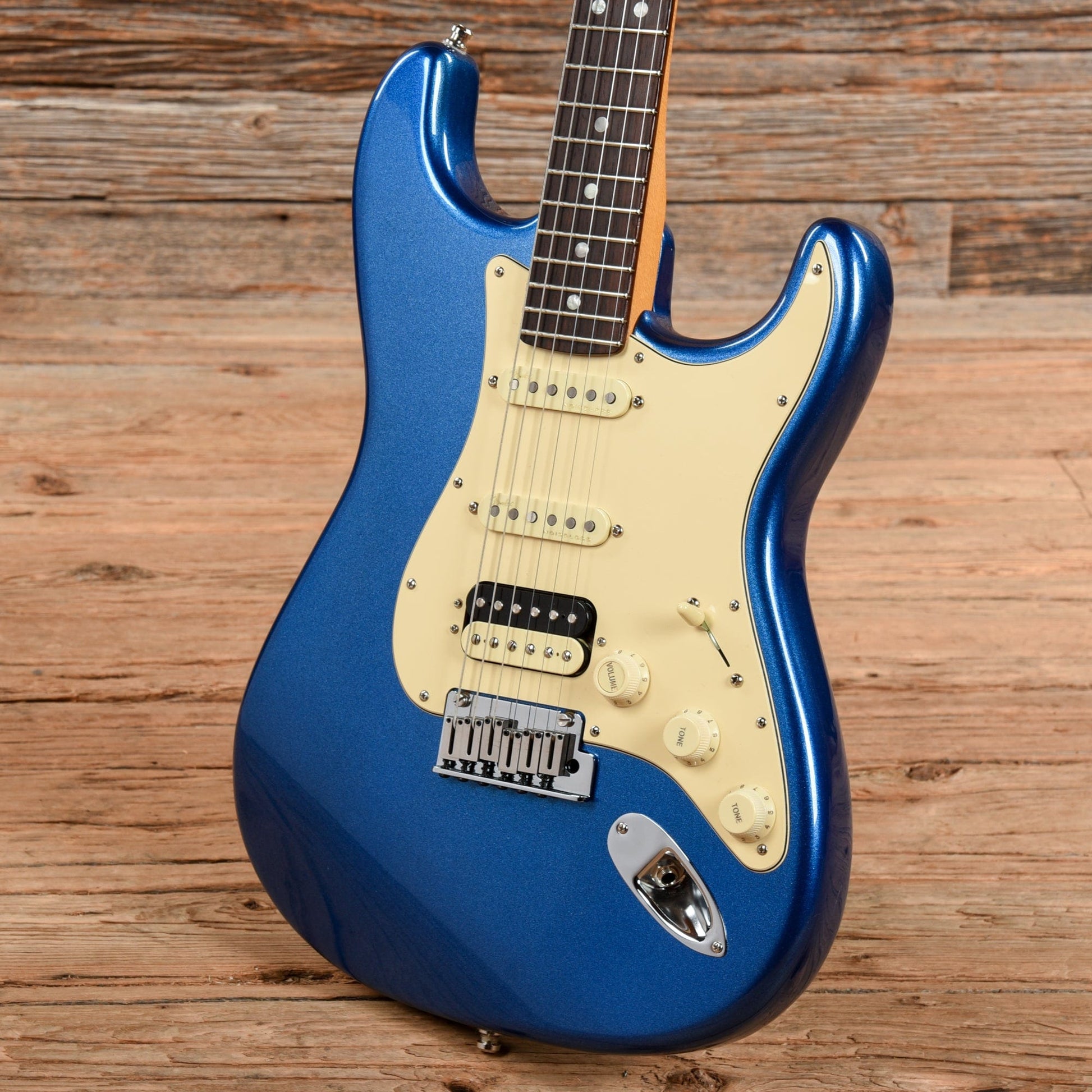 Fender American Ultra Stratocaster HSS Lake Placid Blue 2020 Electric Guitars / Solid Body