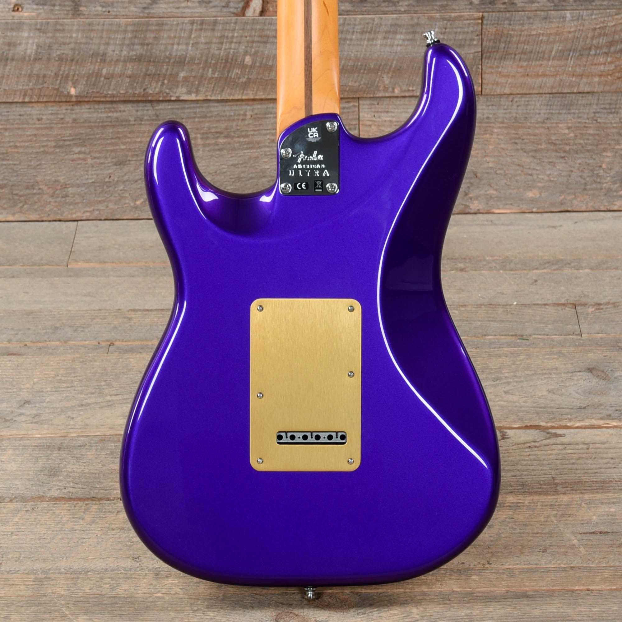 Fender American Ultra Stratocaster Plum Metallic w/Ebony Fingerboard & Anodized Gold Pickguard Electric Guitars / Solid Body