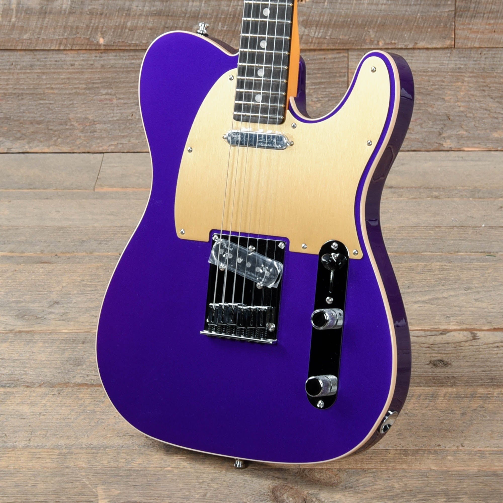 Fender American Ultra Telecaster Plum Metallic & Anodized Gold Pickguard Electric Guitars / Solid Body