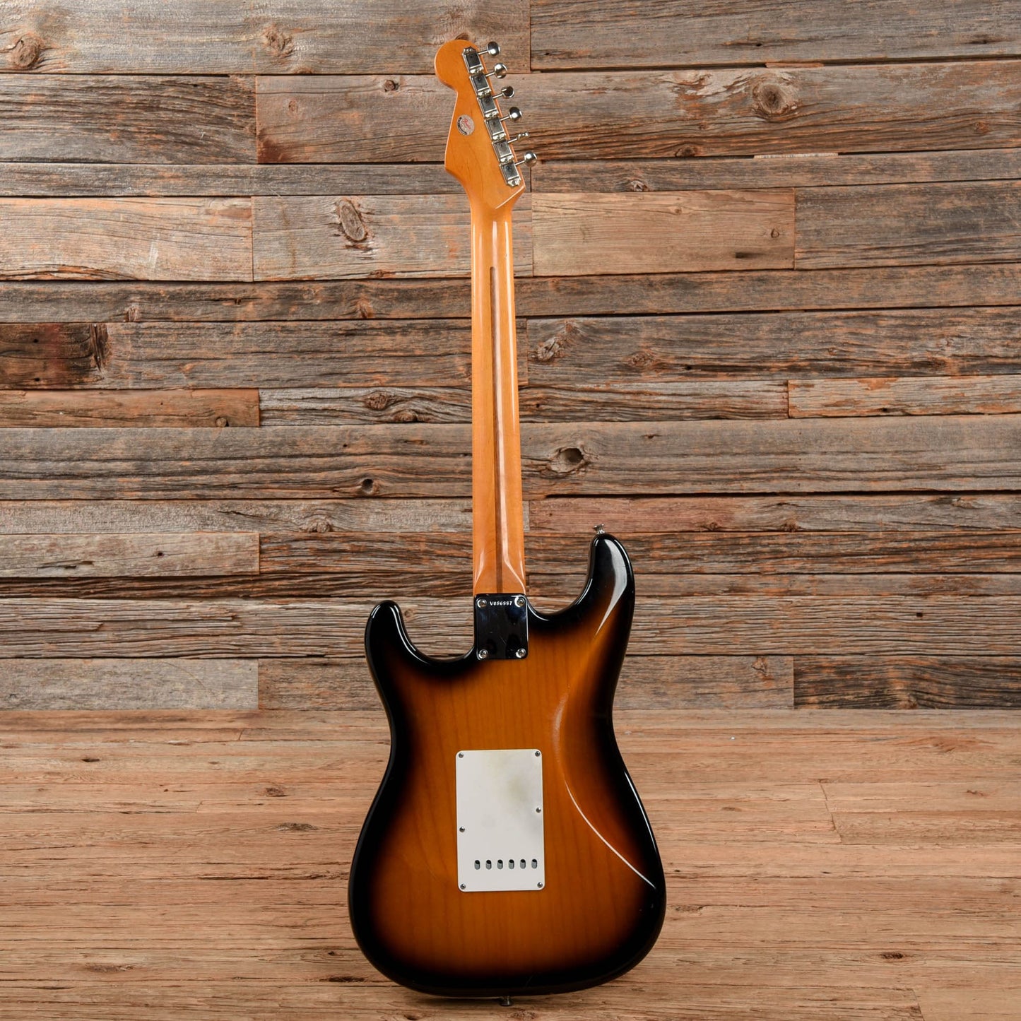 Fender American Vintage '57 Stratocaster 2-Tone Sunburst 1996 Electric Guitars / Solid Body