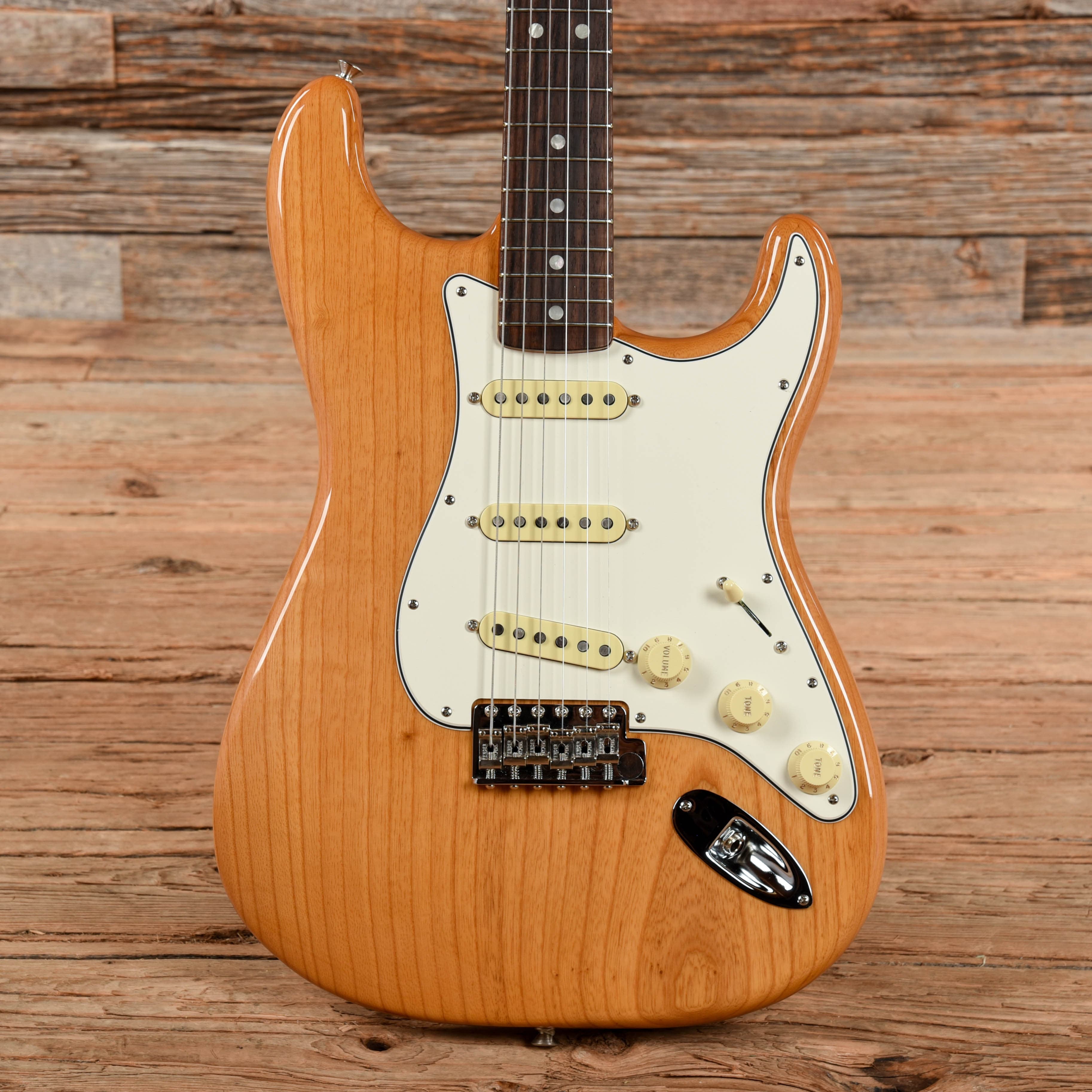 Fender American Vintage II '73 Stratocaster Aged Natural 2023 Electric Guitars / Solid Body