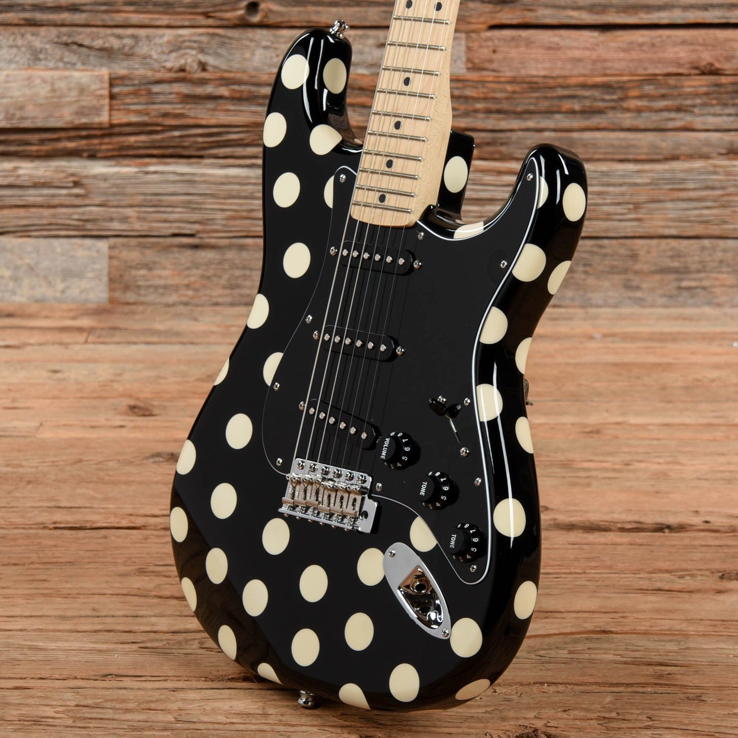 Fender Buddy Guy Standard Stratocaster Polka Dot 2022 Electric Guitars / Solid Body