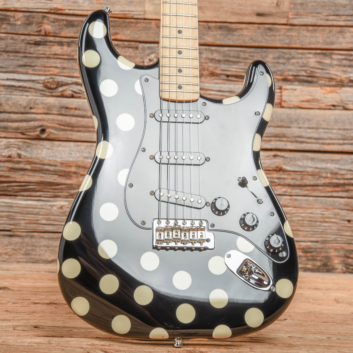 Fender Buddy Guy Standard Stratocaster Polka Dot 2022 Electric Guitars / Solid Body