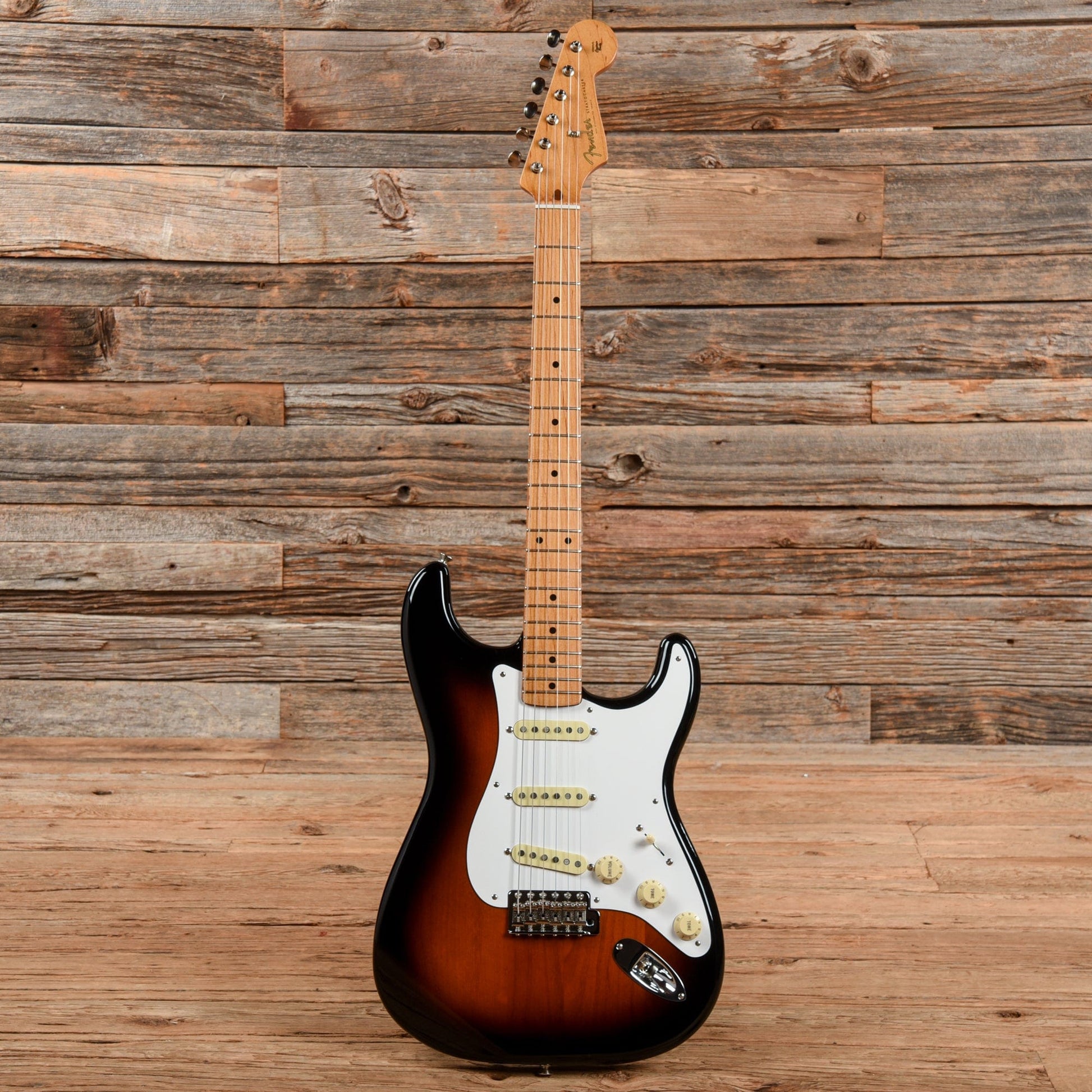 Fender Classic Series '50s Stratocaster 2-Tone Sunburst 2018 Electric Guitars / Solid Body