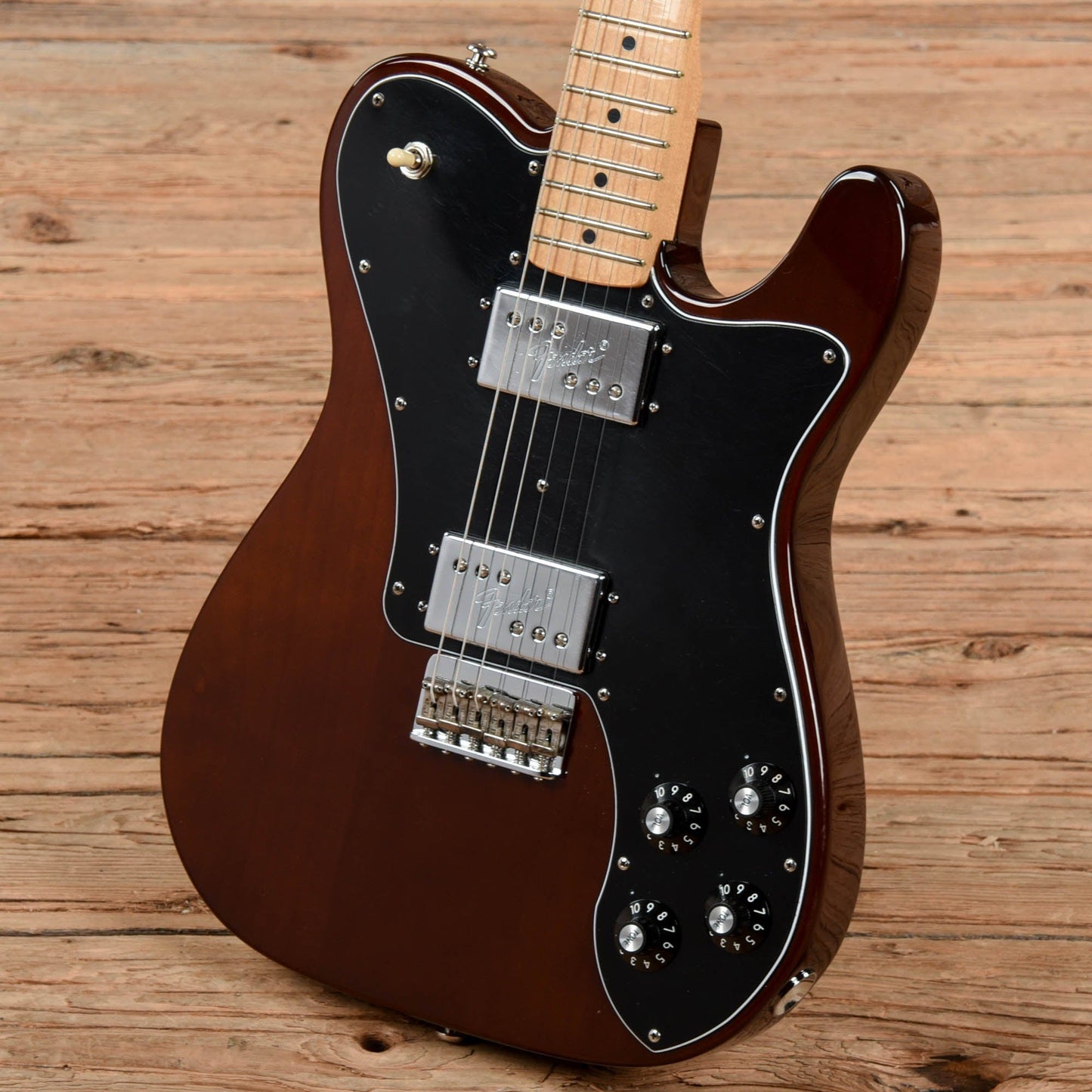 Fender Classic Series 72 Telecaster Deluxe Walnut 2008 Electric Guitars / Solid Body