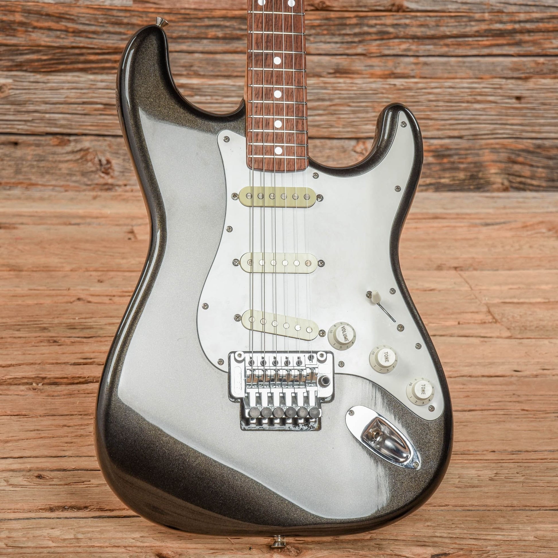 Fender Contemporary Stratocaster Metallic Grey 1989 Electric Guitars / Solid Body